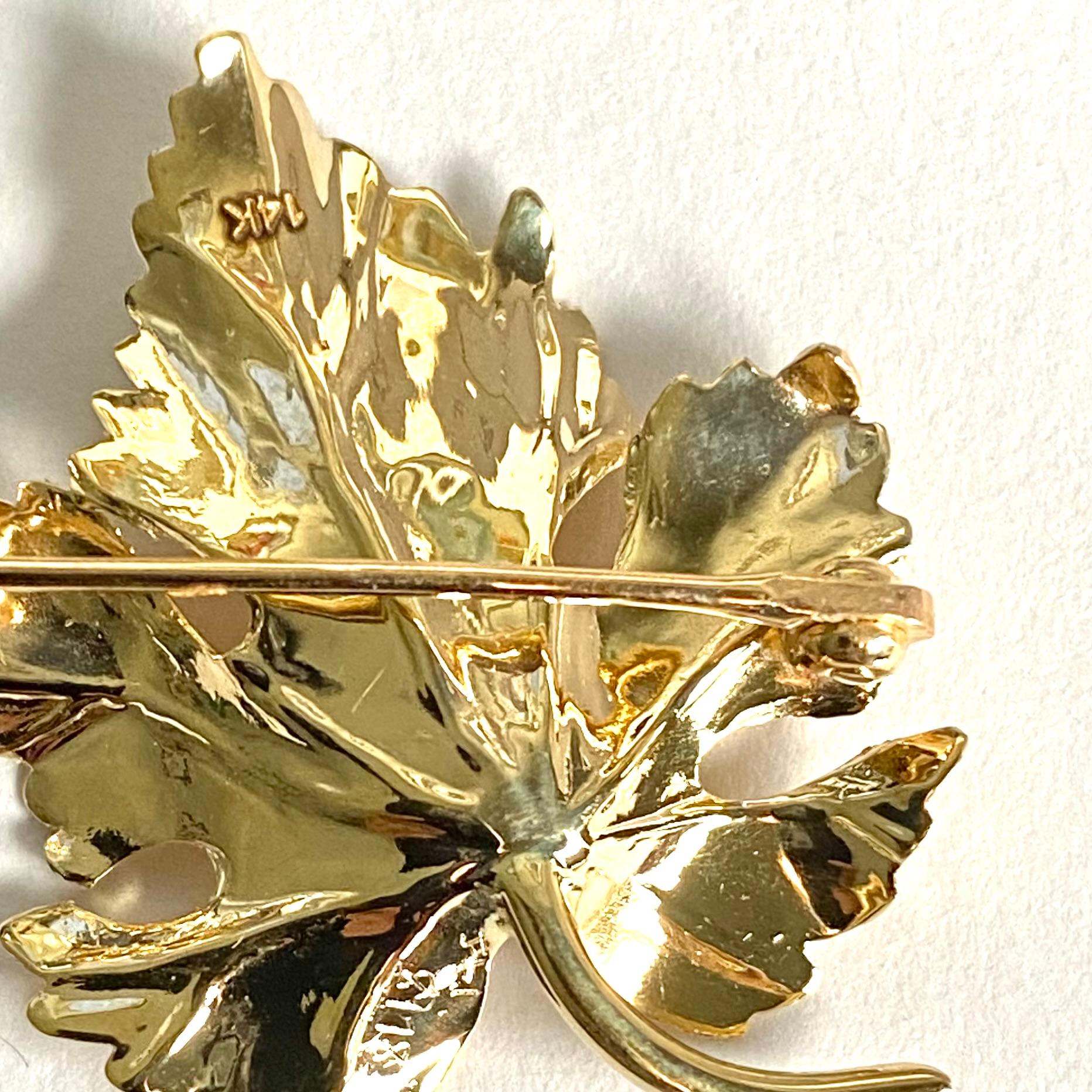 14K Yellow Gold Leaf Brooch with 4mm Round Cultured Pearl For Sale 3