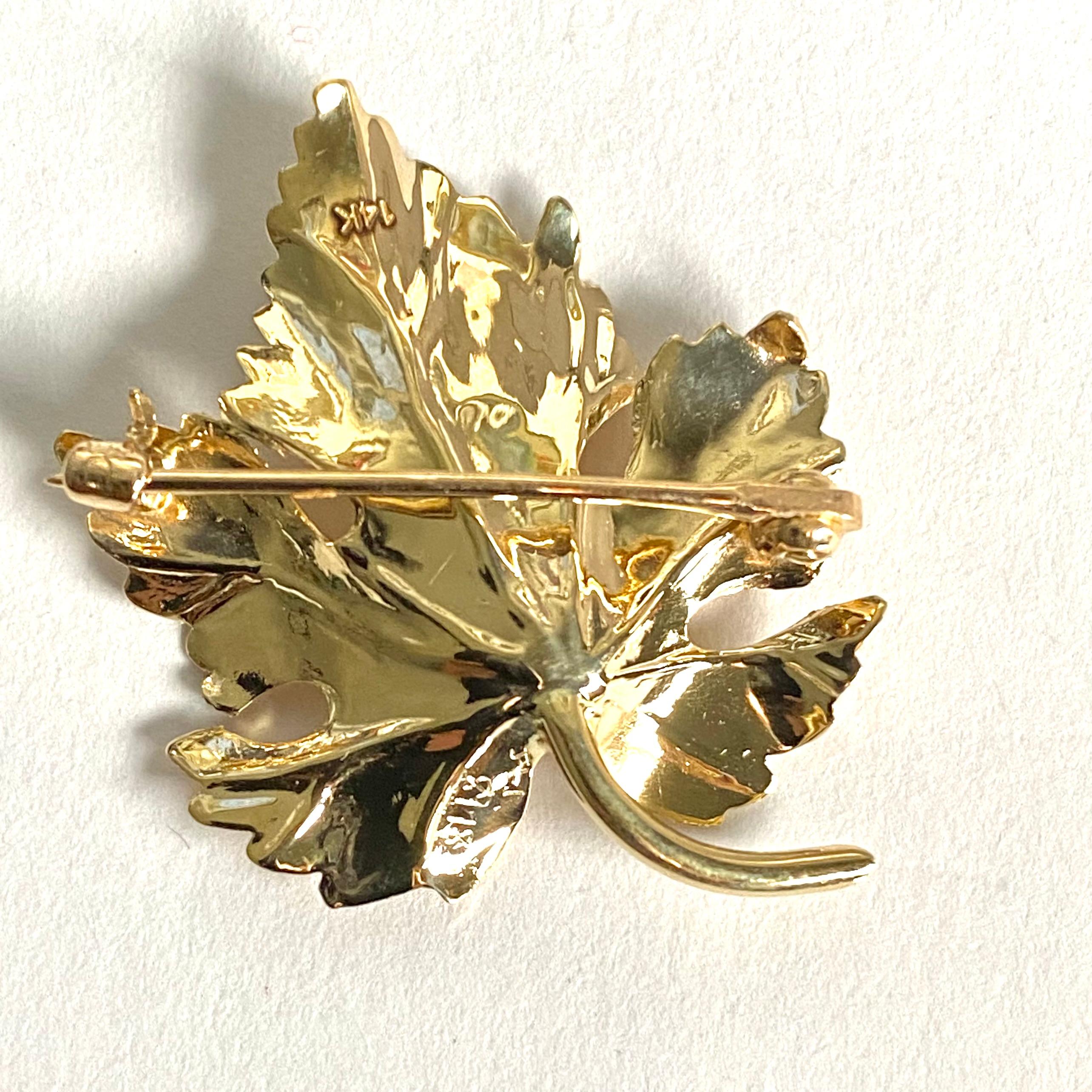 14K Yellow Gold Leaf Brooch with 4mm Round Cultured Pearl For Sale 4