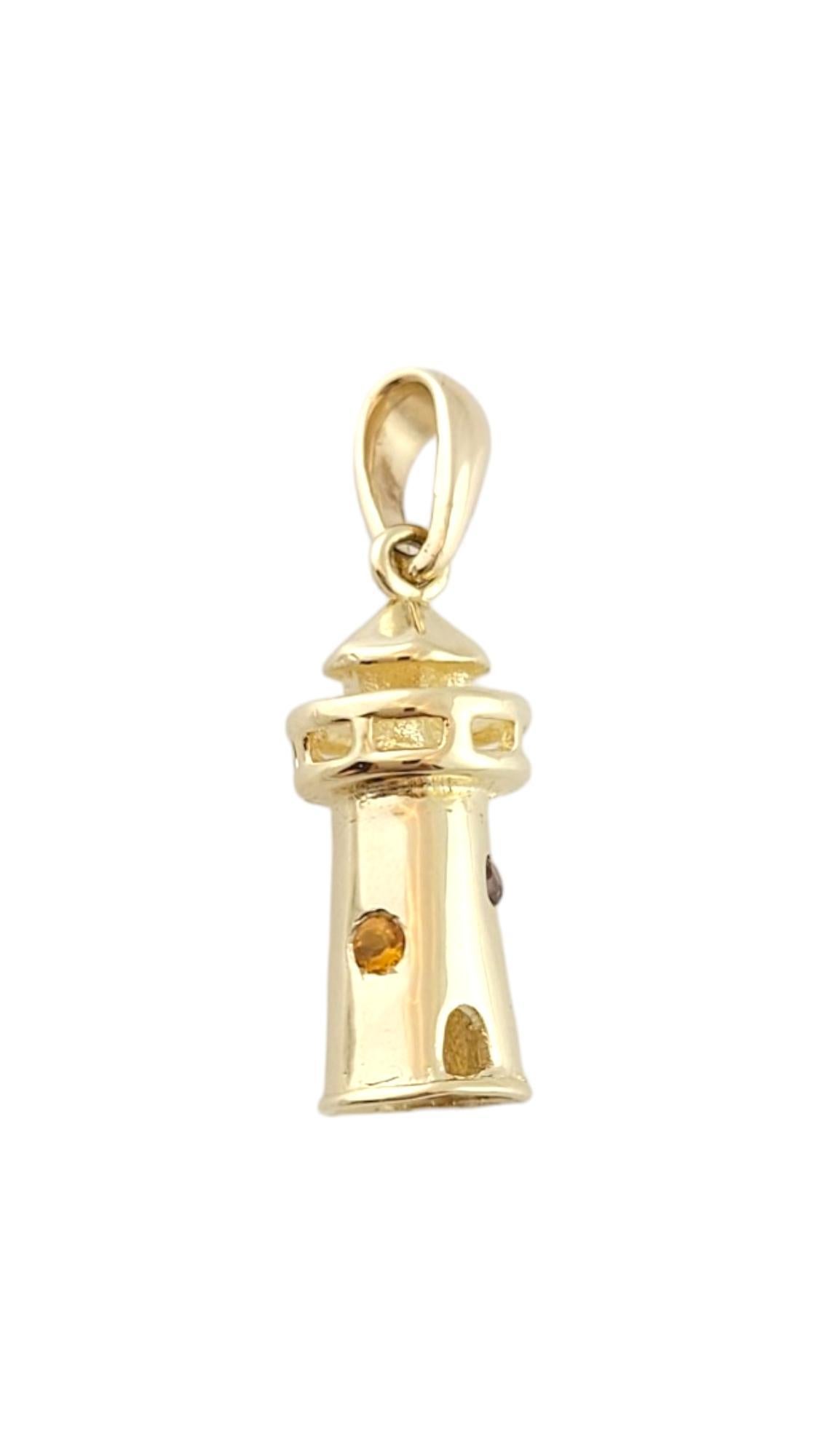 14K Yellow Gold Lighthouse Charm #16229 In Good Condition For Sale In Washington Depot, CT