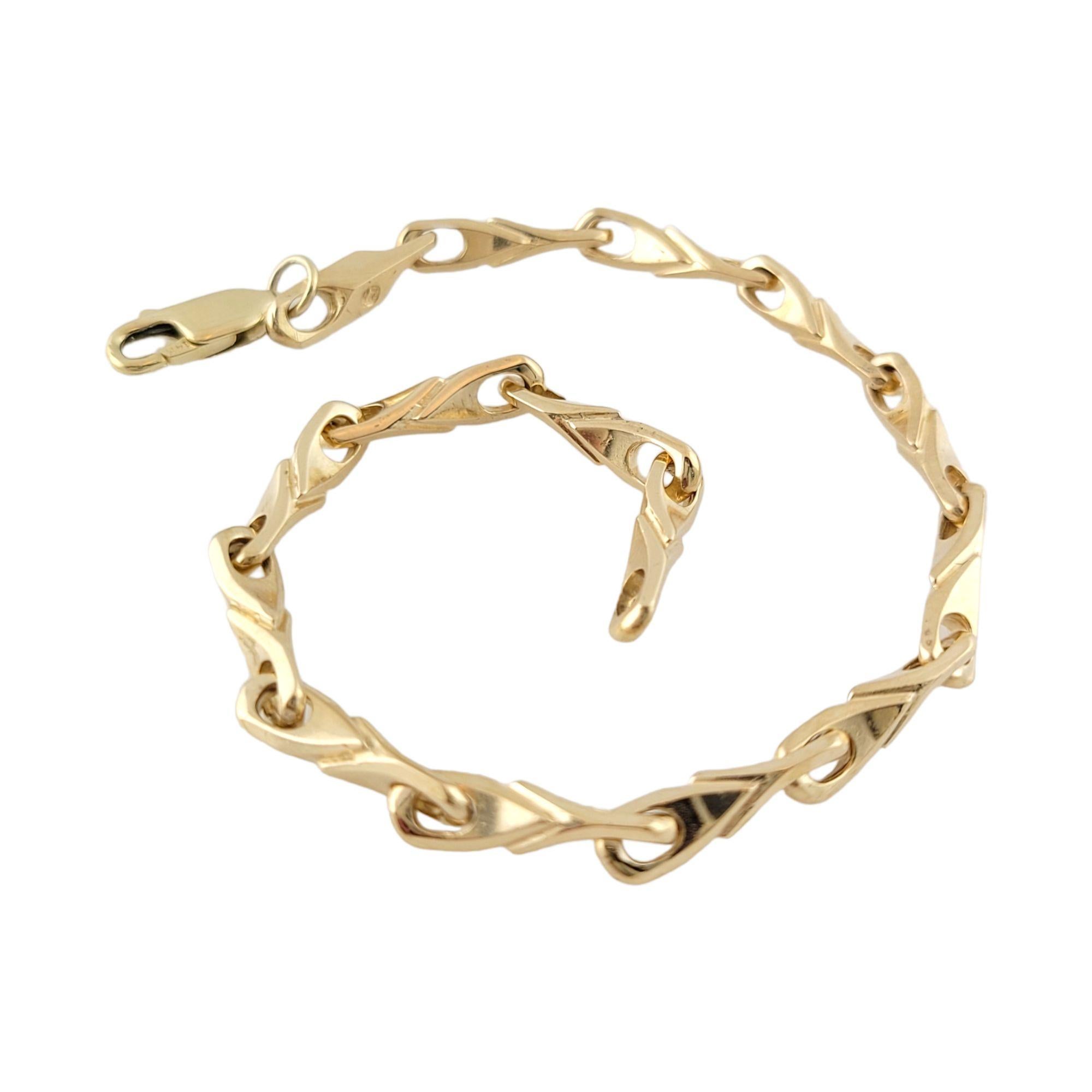 14k Yellow Gold Link Bracelet For Sale 1