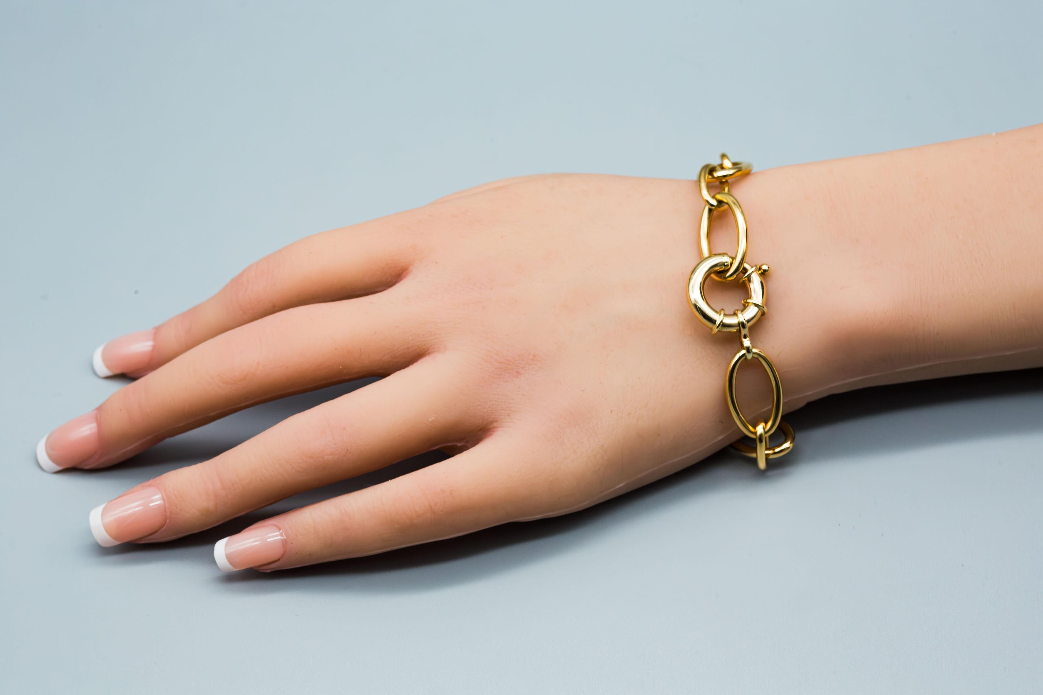 Bracciale A Link in oro giallo 14k con chiusura oversize in vendita 3