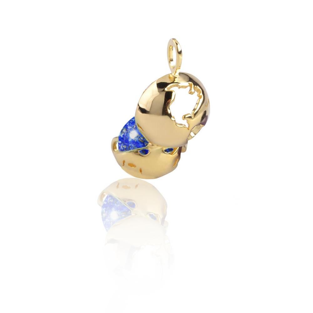 Round Cut 14 Karat Yellow Gold Globe and Round Lapis Lazuli Locket Pendant Necklace For Sale
