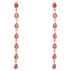 Orecchini lunghi in oro giallo 14K con rubini a forma di pera da 2,31 carati per donna