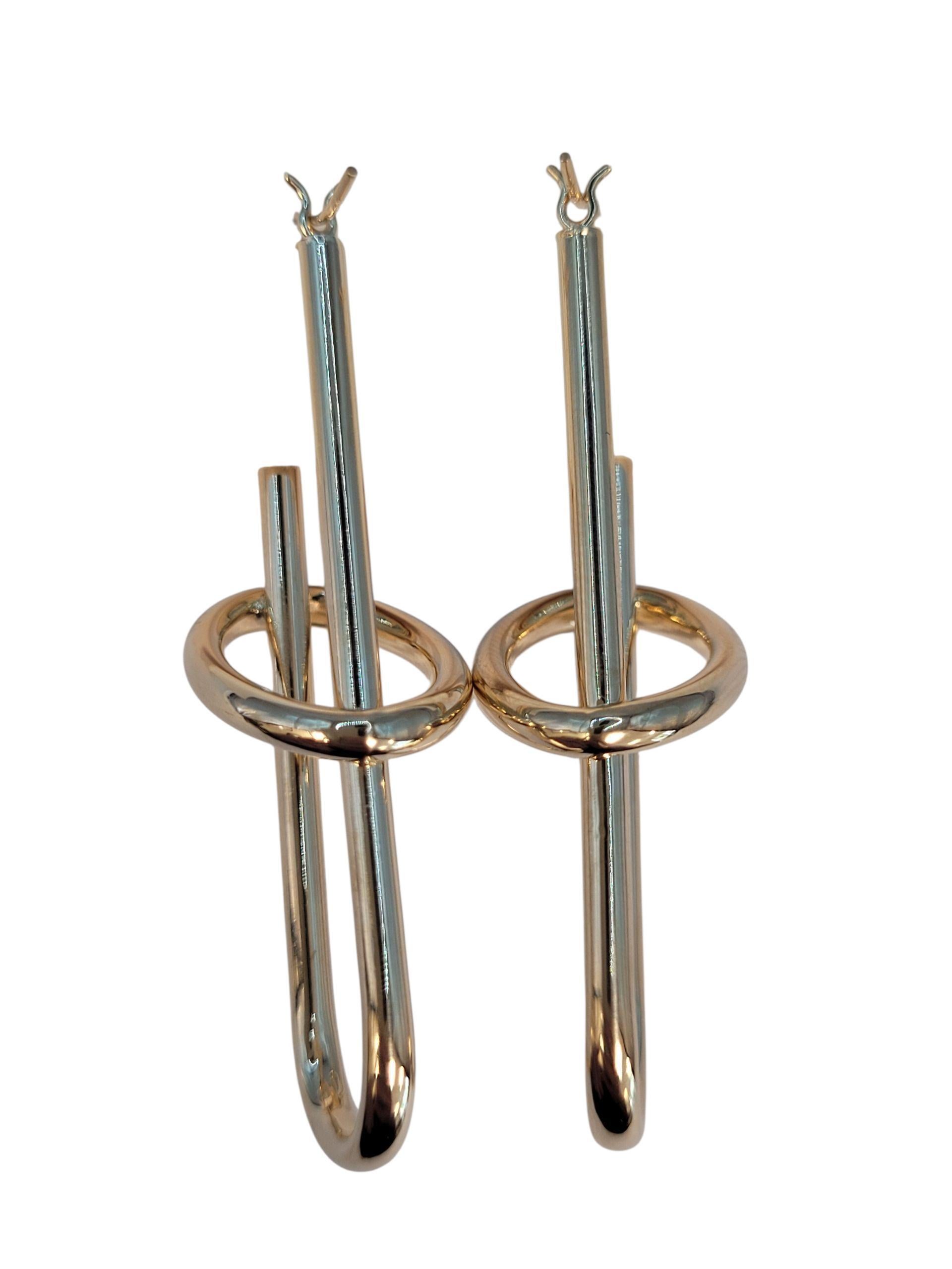 Orecchini a cerchio ovali lunghi in oro giallo 14k #23147 In condizioni buone in vendita a Washington Depot, CT