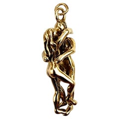 Vintage 14K Yellow Gold Loving Couple Charm #22338