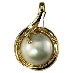 Pendentif en or jaune 14 carats, perle Mabe et diamants #19926