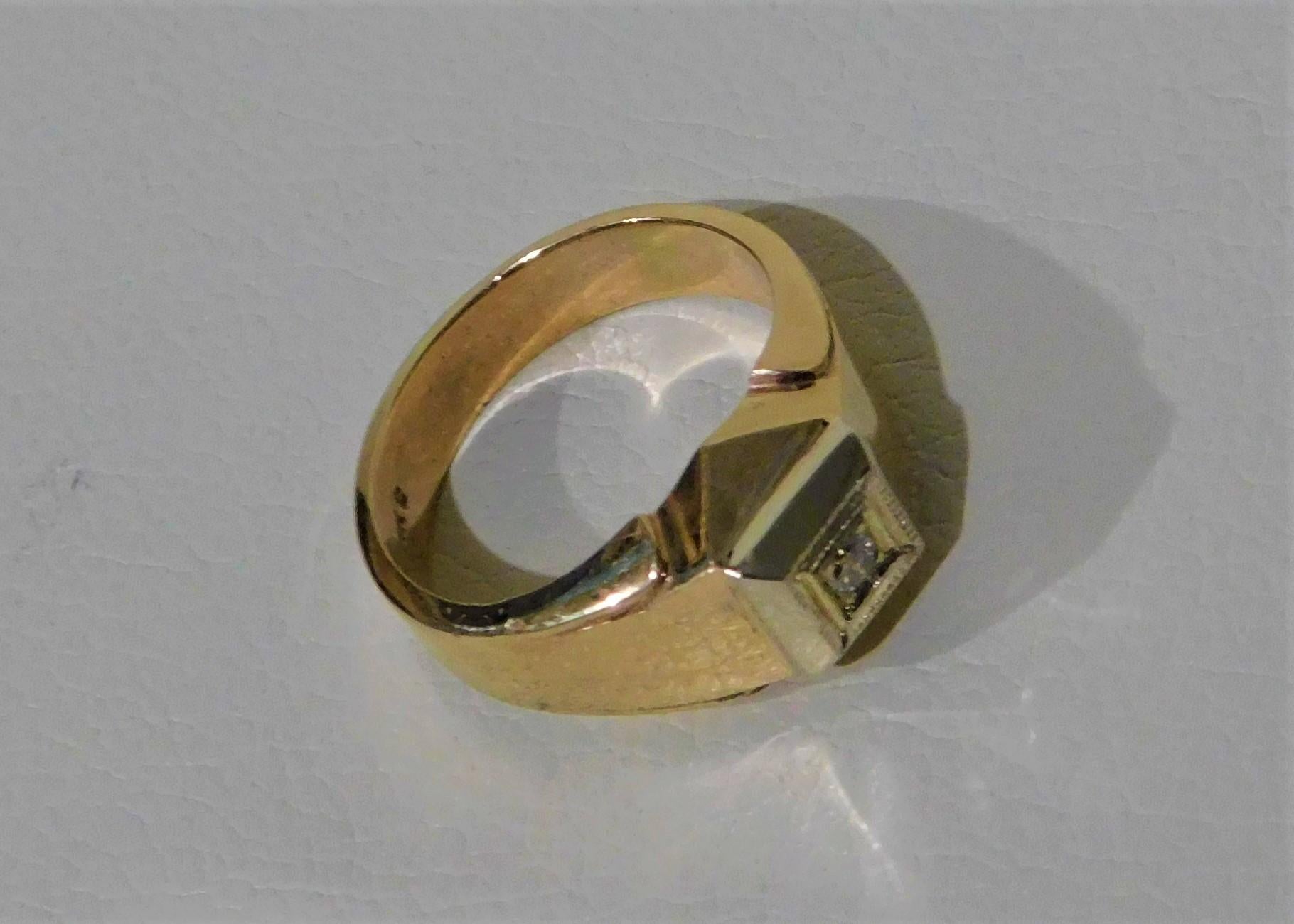 Late 20th Century 14-Karat Yellow Gold Man's Cut Diamond Square Top Ring For Sale