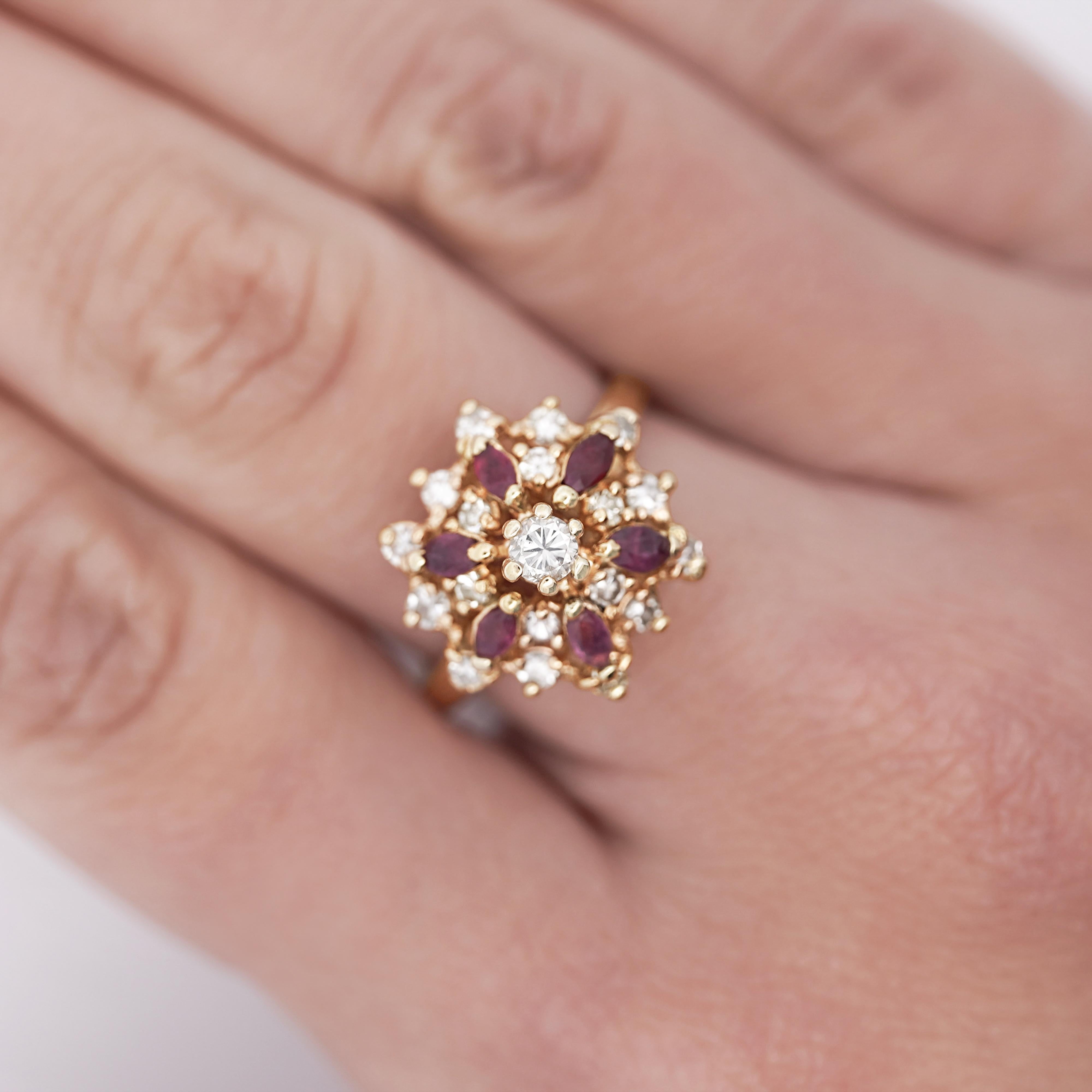 14K Yellow Gold Marquise Cut Ruby & Round Cut Diamond Cluster Ring In New Condition For Sale In Miami, FL