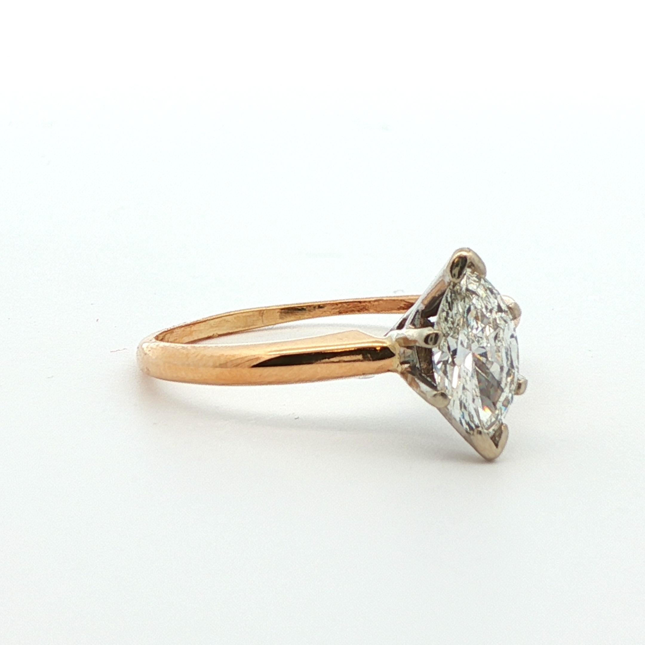 Anillo de compromiso de oro amarillo de 14k con diamante marquesa Corte marquesa en venta