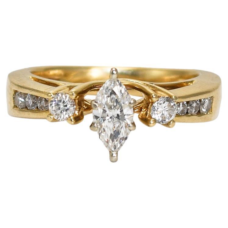 14K Yellow Gold Marquise Diamond Ring 0.33ct For Sale