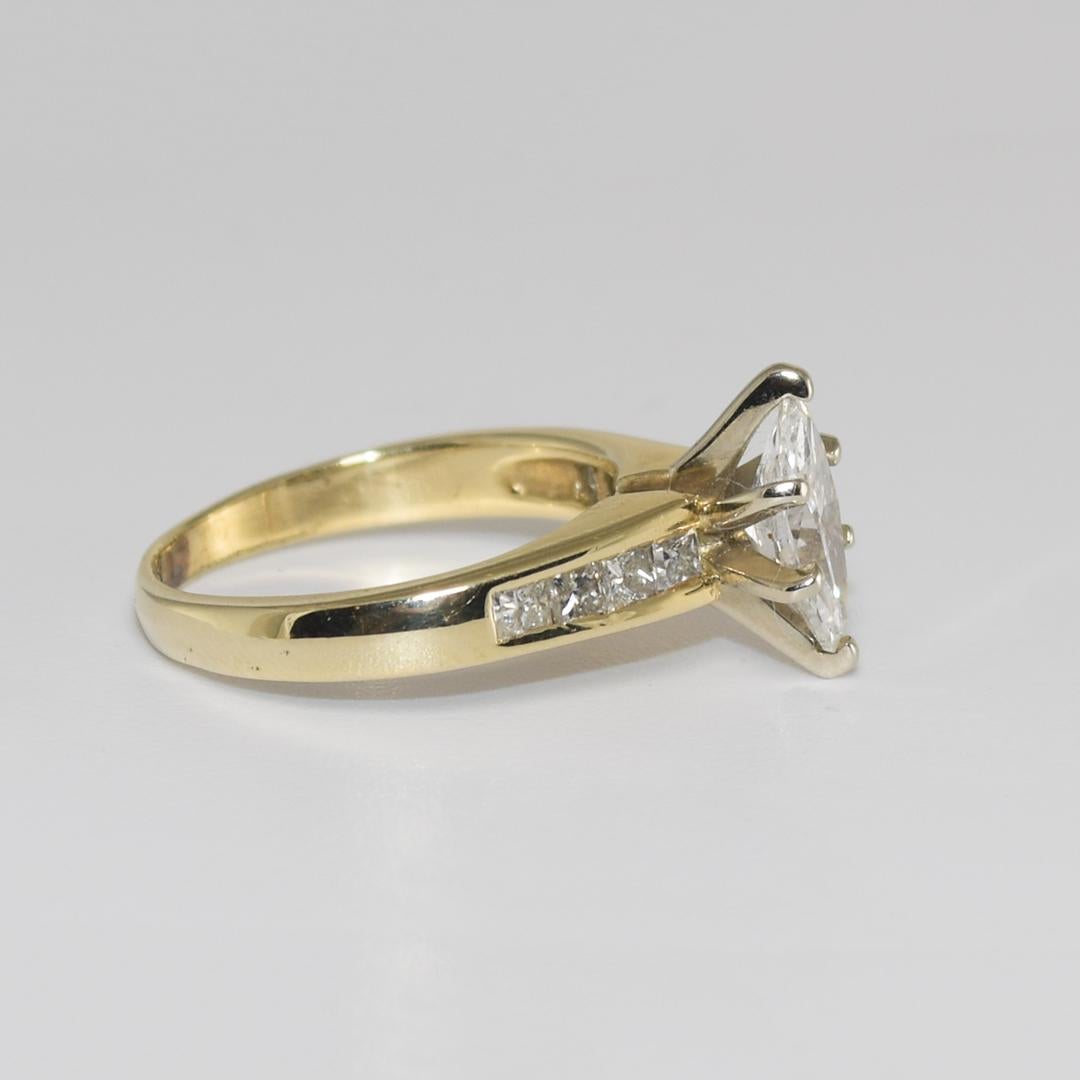 Taille Marquise Bague marquise en or jaune 14 carats 0,90 carat en vente