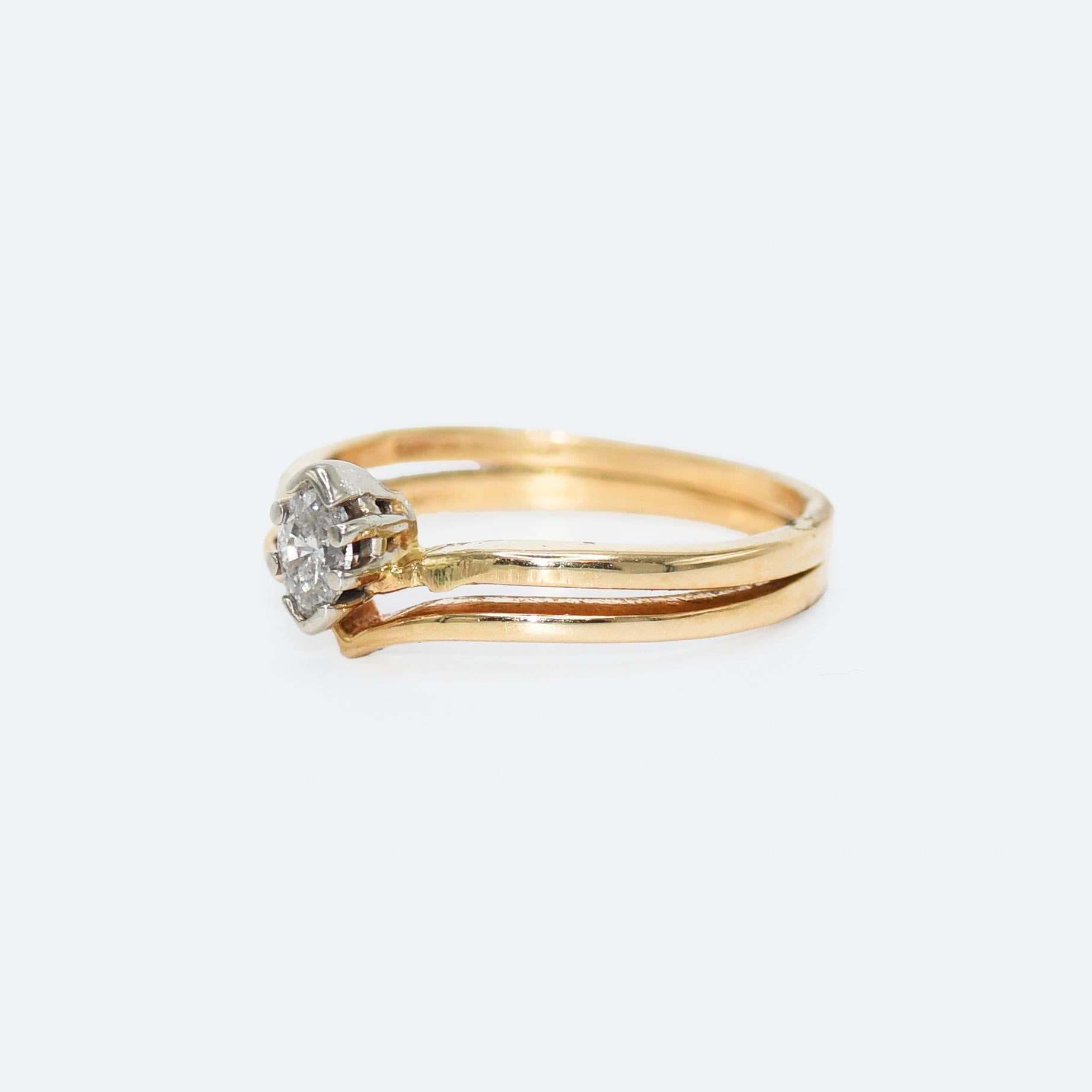 14k Yellow Gold Marquise Shaped Diamond Ring, H Color SI Clarity, Size 6.75 For Sale 2