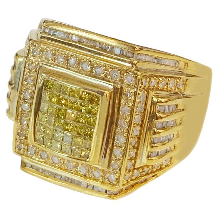Bague massive en or jaune 14 carats avec diamants jaunes et blancs en vente