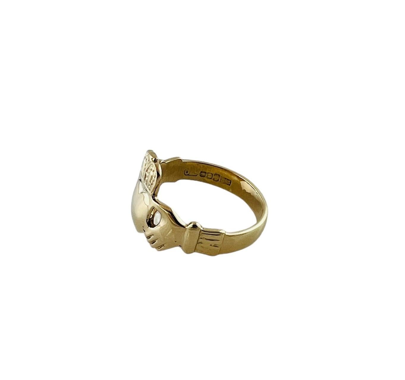 14K Yellow Gold Men's Claddagh Ring #16568 For Sale 4