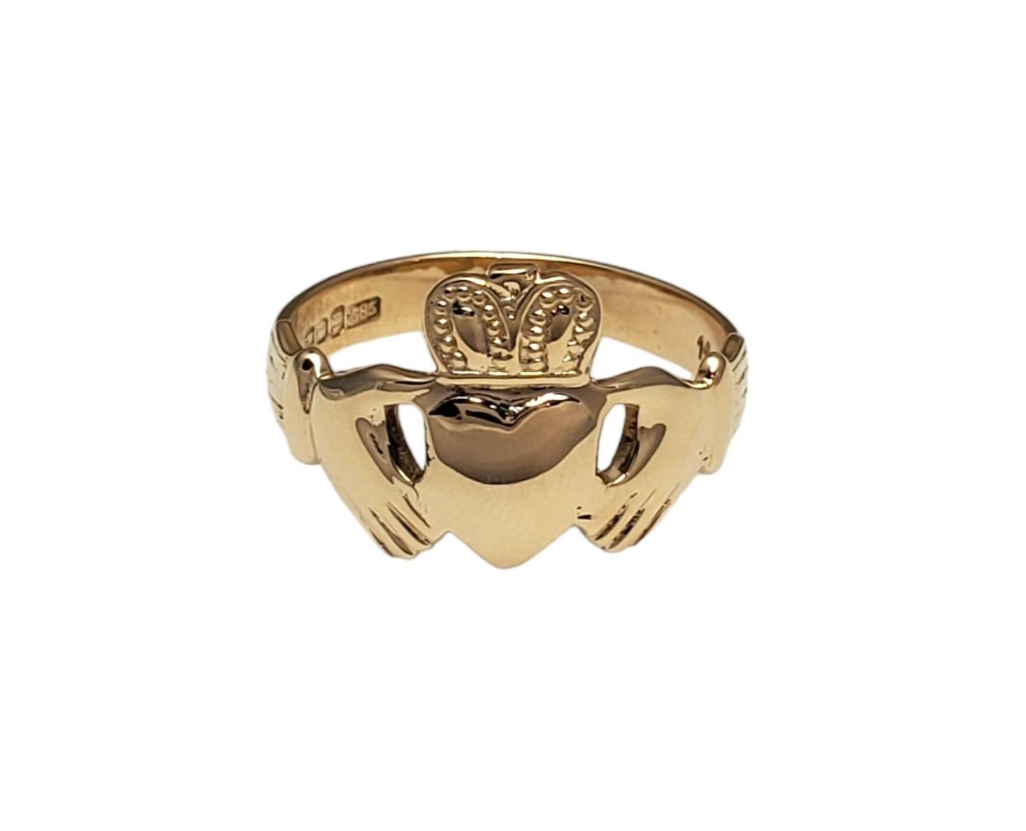 14K Yellow Gold Men's Claddagh Ring #16568 For Sale