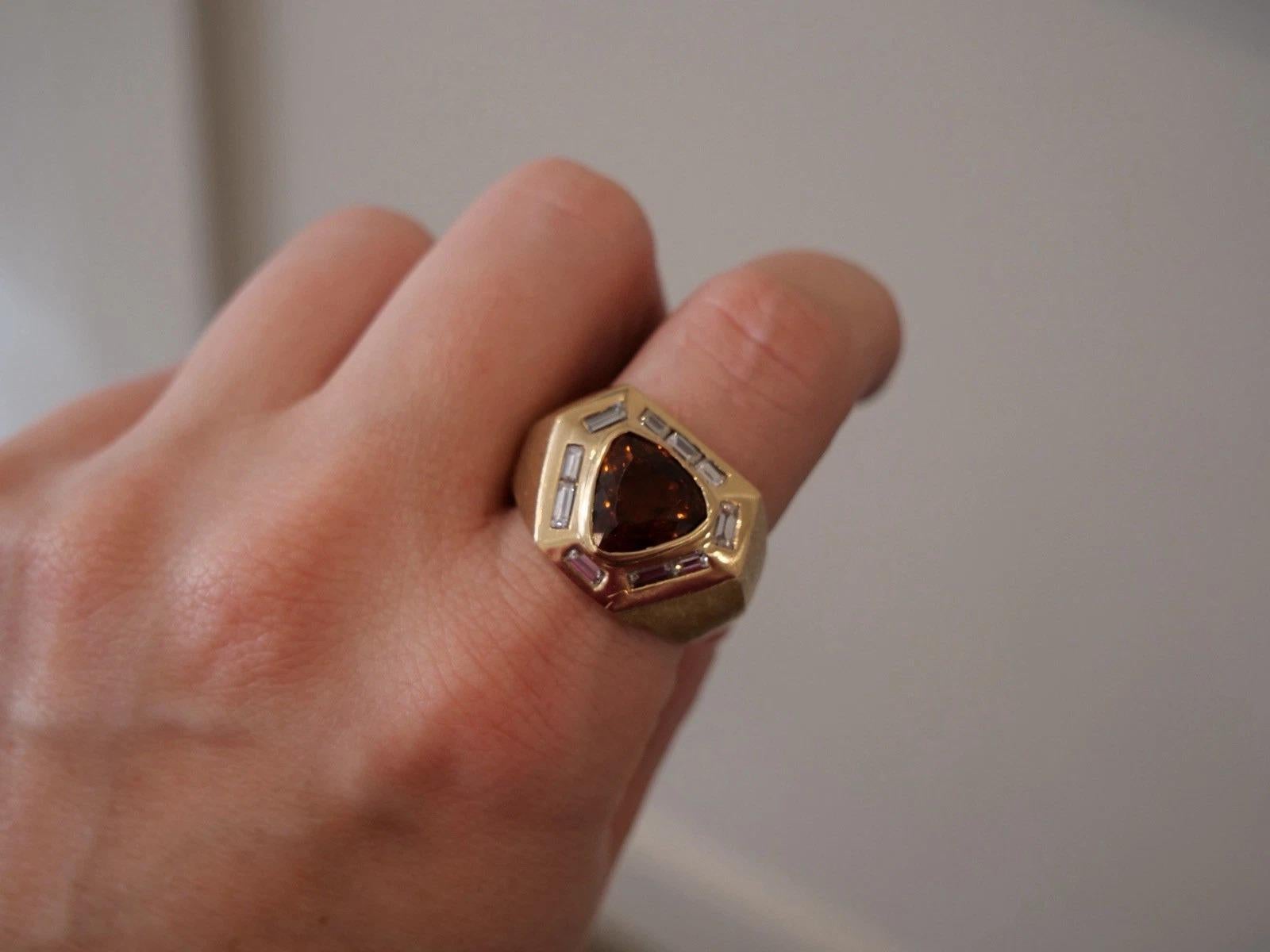 Bague homme en or jaune 14K personnalisée 23,39 grammes Topaze Whiskey et diamant Taille 12,5 en vente 4