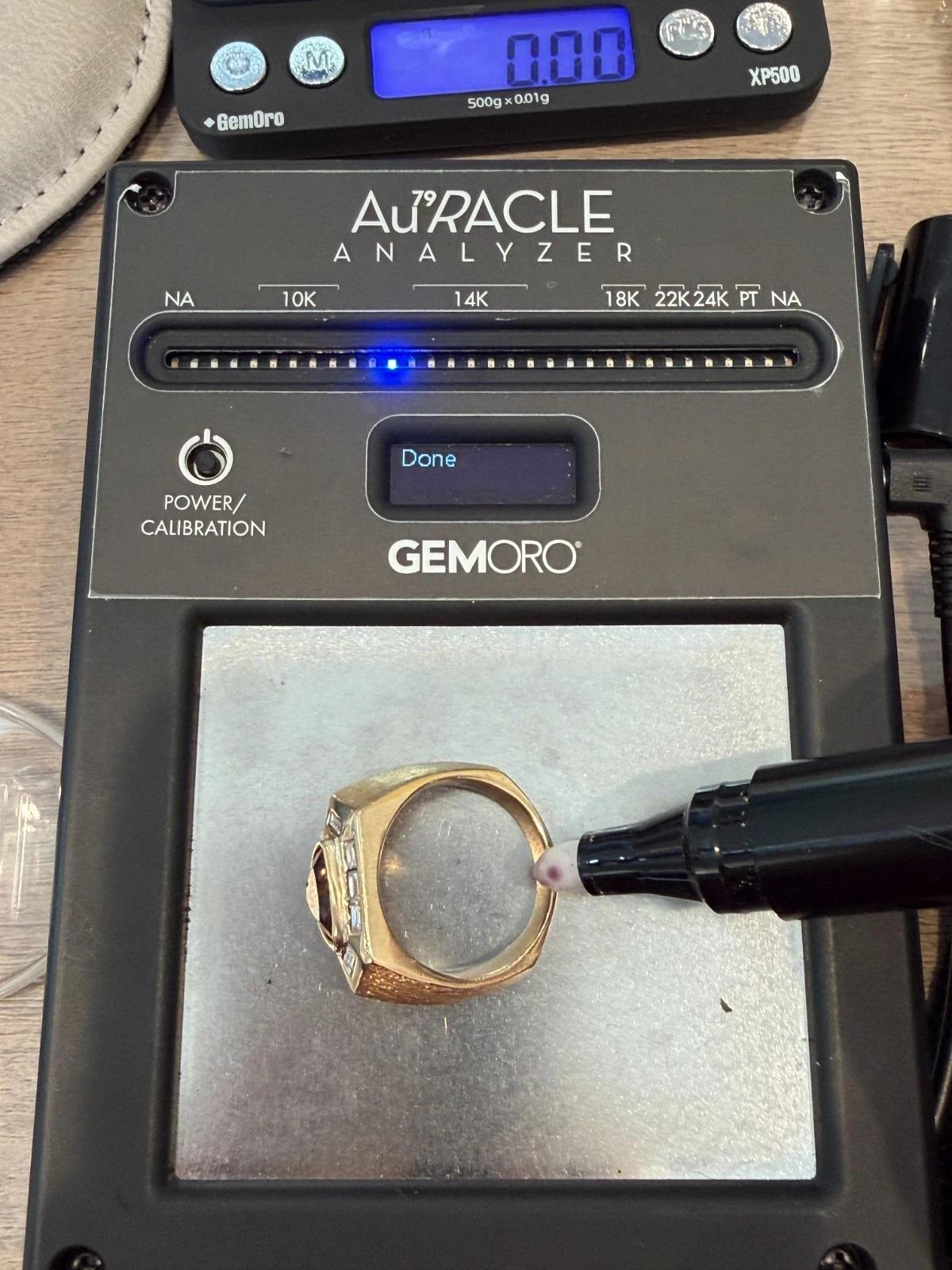 Bague homme en or jaune 14K personnalisée 23,39 grammes Topaze Whiskey et diamant Taille 12,5 en vente 5