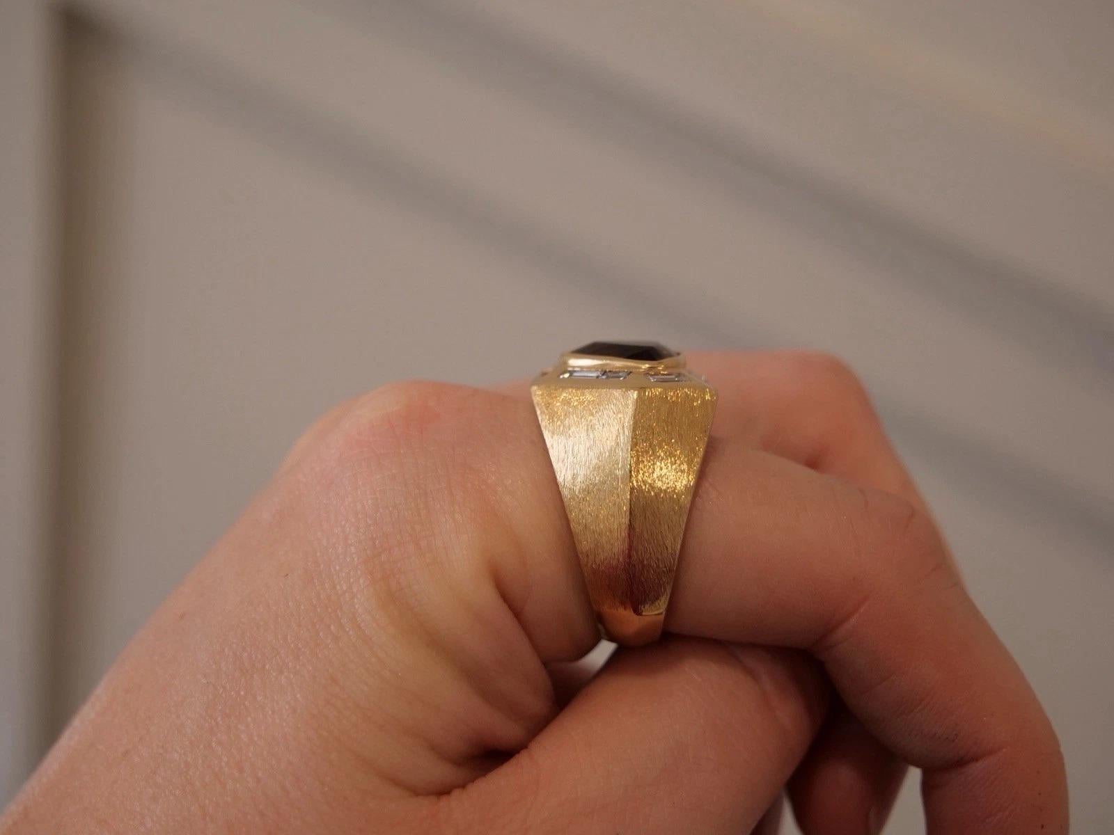 Bague homme en or jaune 14K personnalisée 23,39 grammes Topaze Whiskey et diamant Taille 12,5 en vente 2