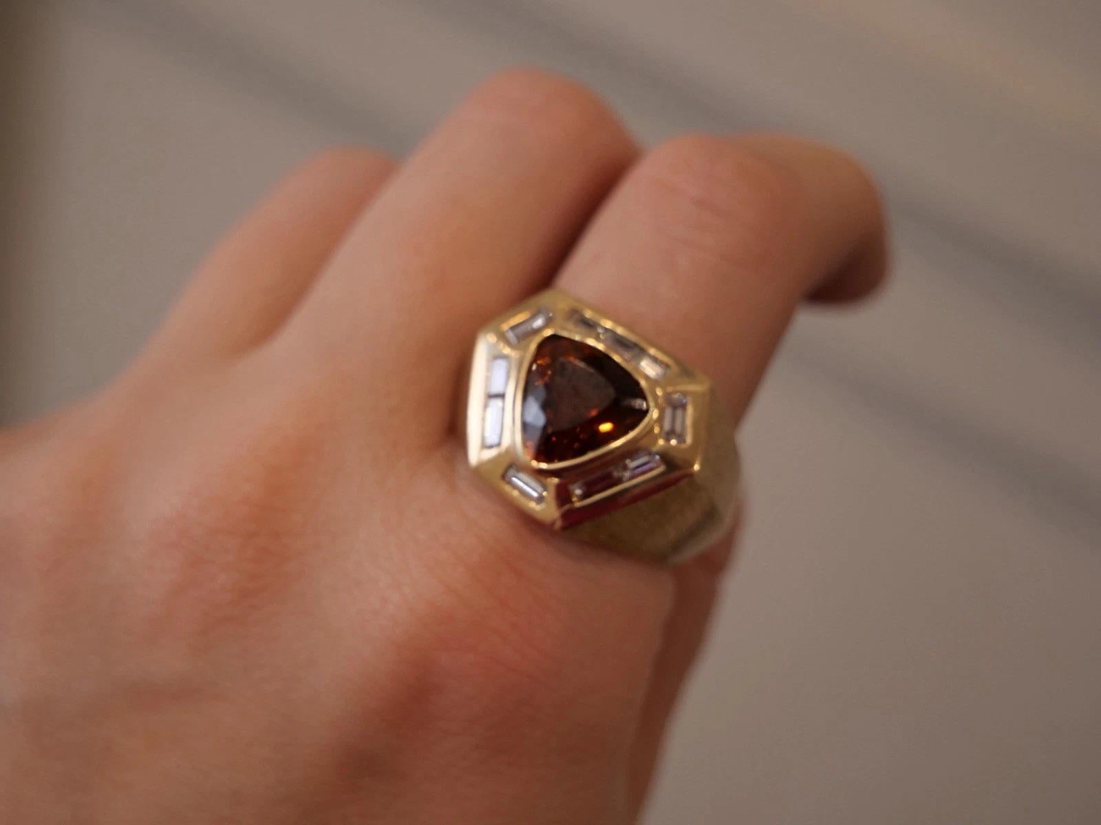 Bague homme en or jaune 14K personnalisée 23,39 grammes Topaze Whiskey et diamant Taille 12,5 en vente 3