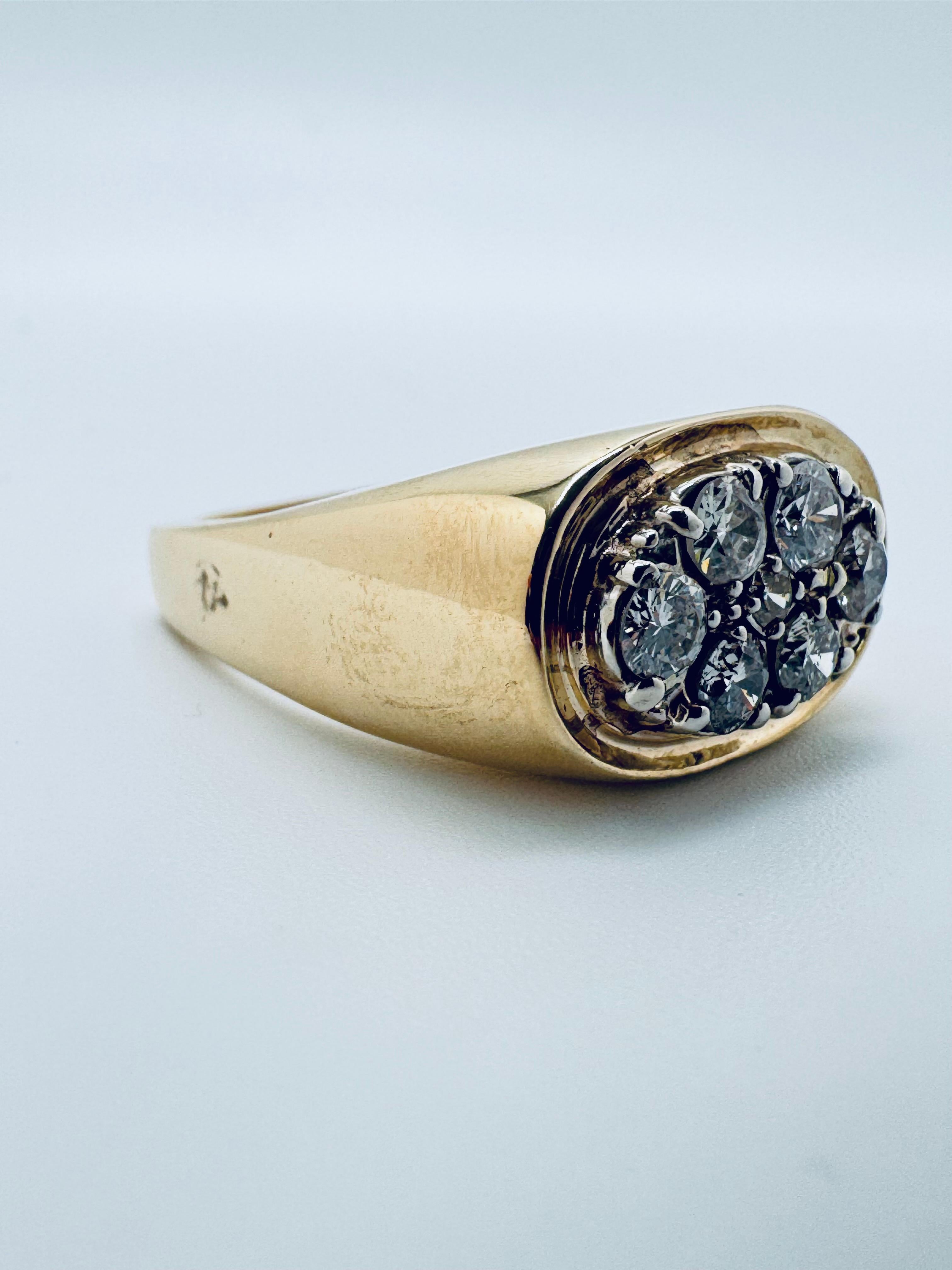 14K Yellow Gold Men’s Diamond Cluster Signet Contemporáneo en venta