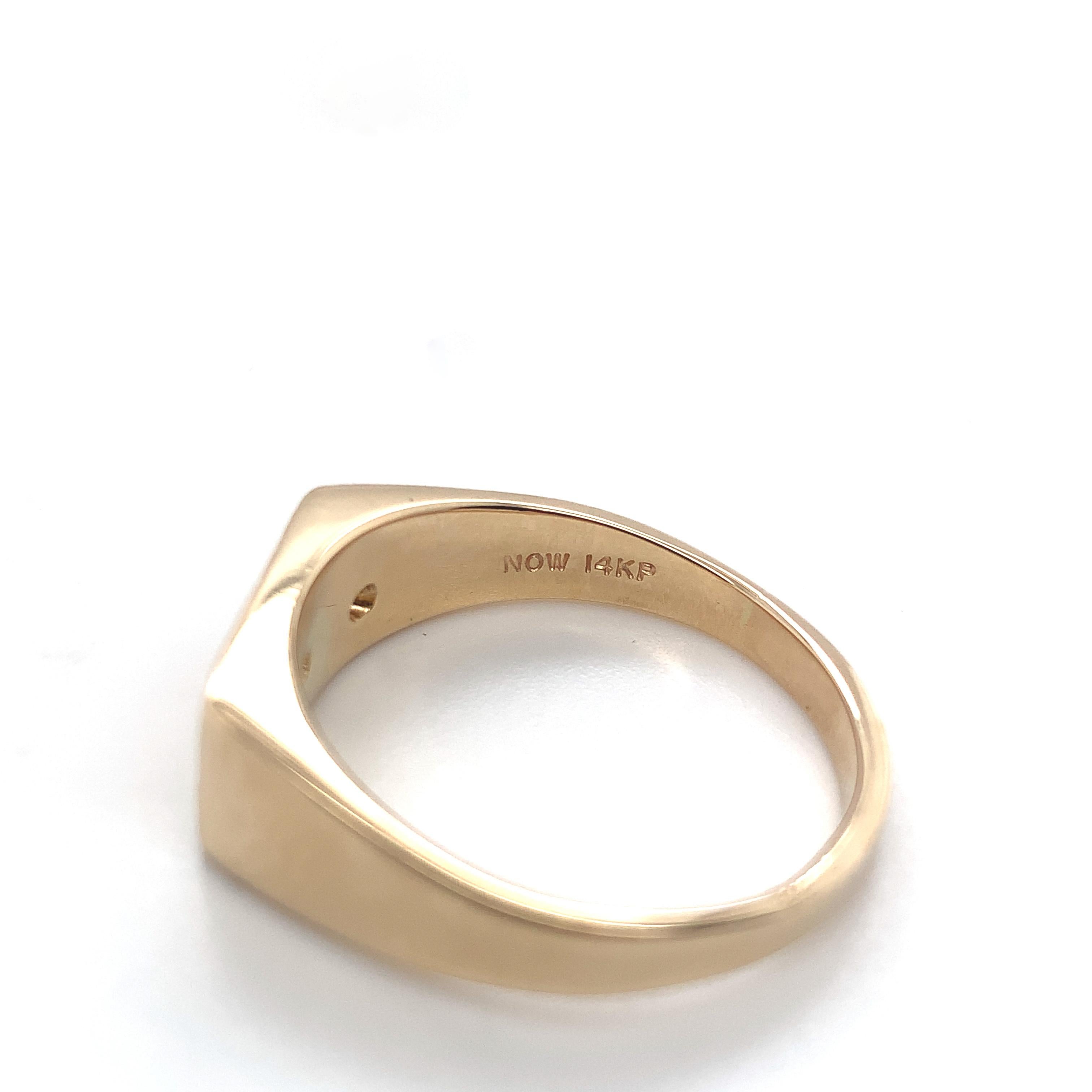 14K Yellow Gold Men's Diamond Ring Hand Engraved For Sale 3