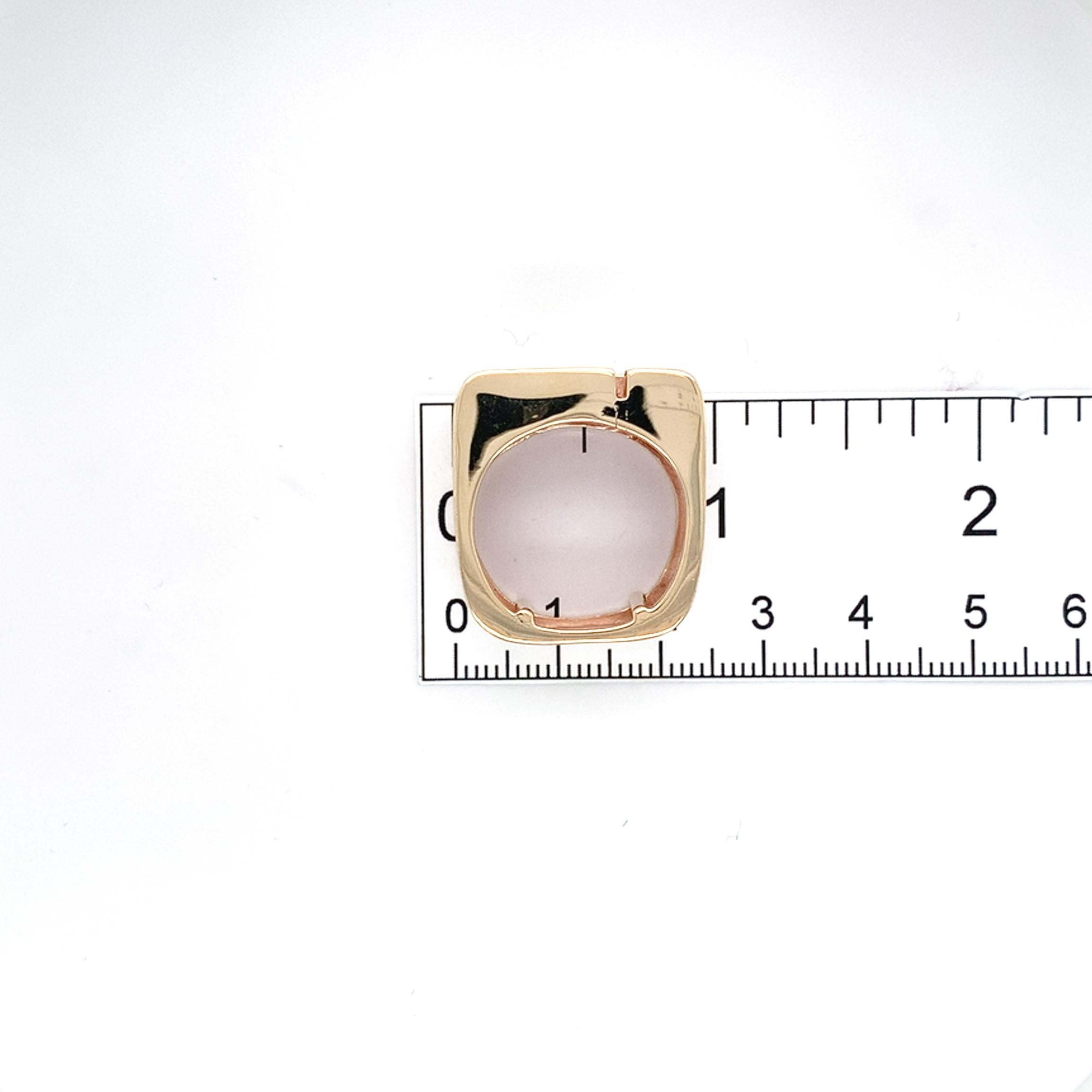 Bague design moderne en or jaune 14K pour homme avec design en briques en vente 5