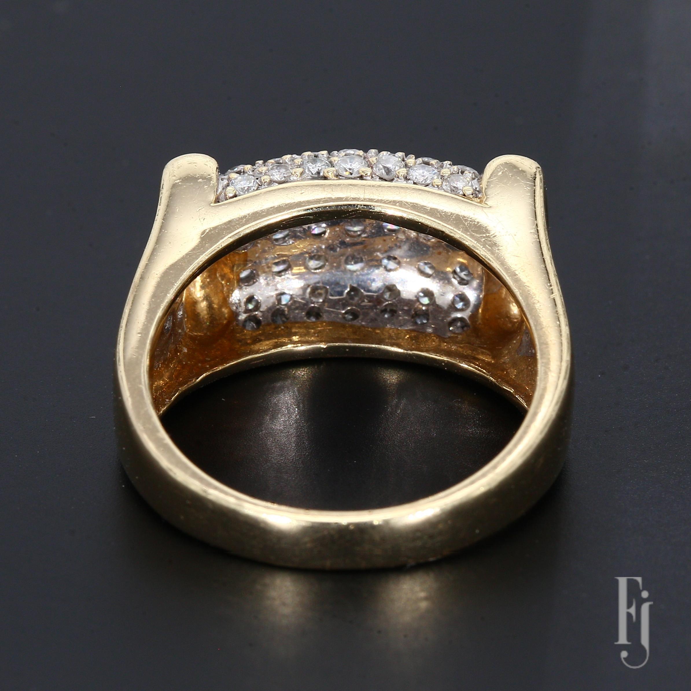 Taglio rotondo Anello da uomo in oro giallo 14k con 1,34 carati di diamanti bianchi rotondi G/SI3 - Misura 9 in vendita