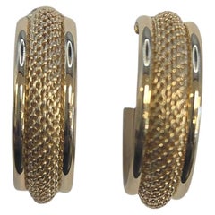 Boucles d'oreilles en or jaune 14K avec design en maille #23547