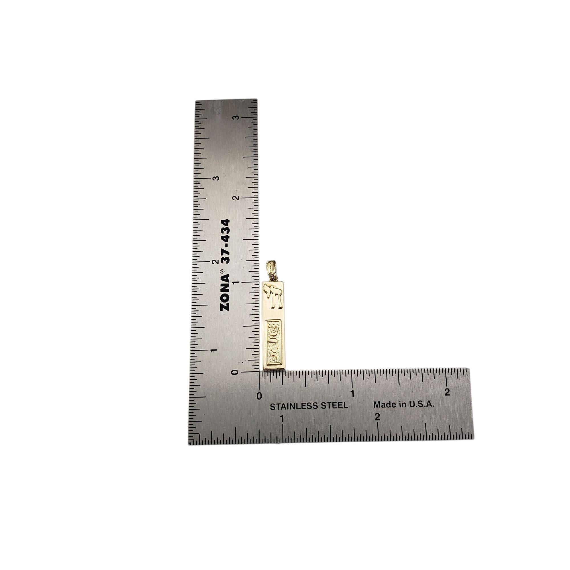 Ciondolo Mezuzah Chai in oro giallo 14K #20930 in vendita 2