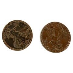 Miniatur-Ohrstecker in Form von Münzen aus 14-karätigem Gelbgold