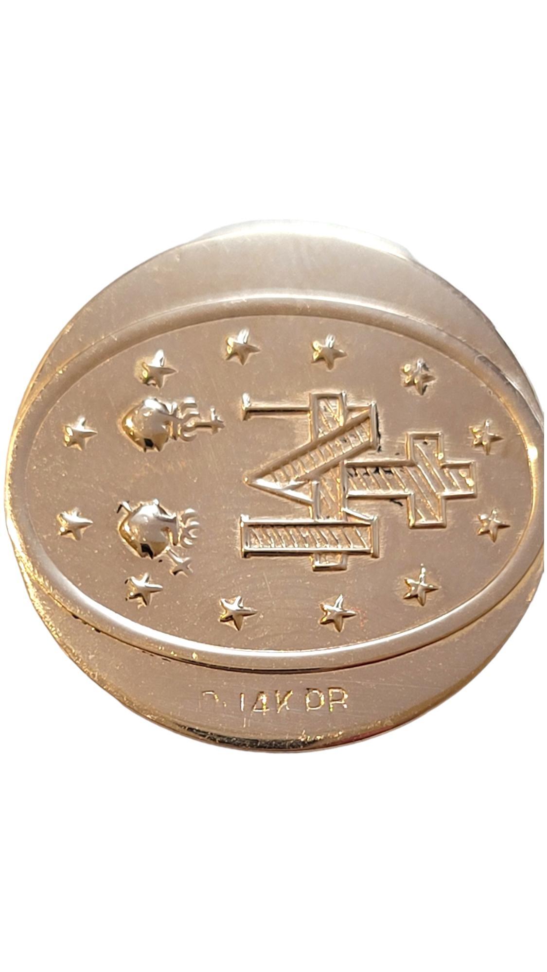 Breloque médaille Miraculous en or jaune 14 carats n° 18433 Bon état - En vente à Washington Depot, CT