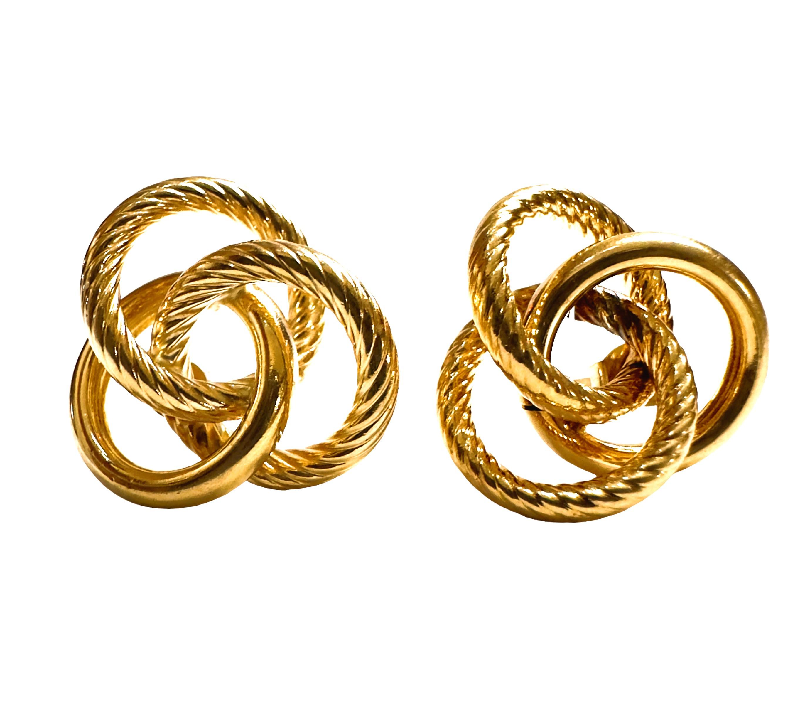 14K Yellow Gold Multi-Circle Smooth & Textured Link Earrings In Excellent Condition For Sale In Eagan, MN