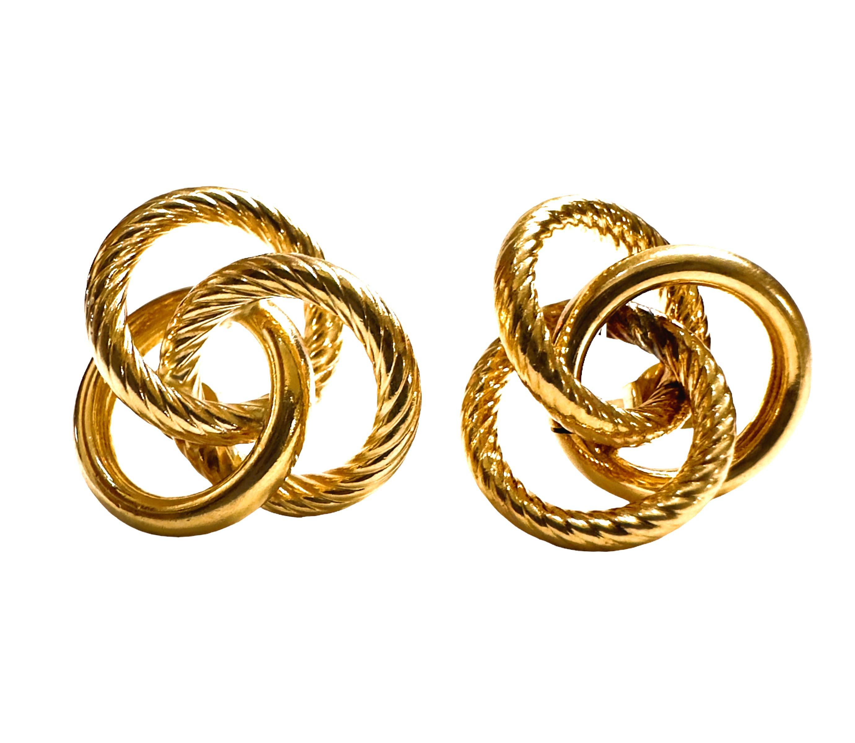 14K Yellow Gold Multi-Circle Smooth & Textured Link Earrings For Sale