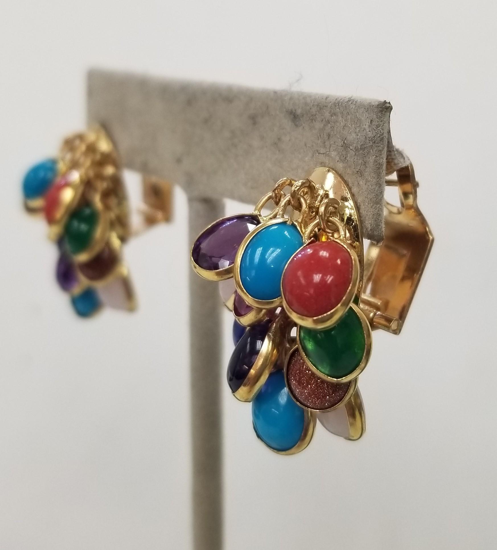 14k Yellow Gold Multi-Colored Gemstone Ring and Matching Earrings  In Excellent Condition For Sale In Los Angeles, CA