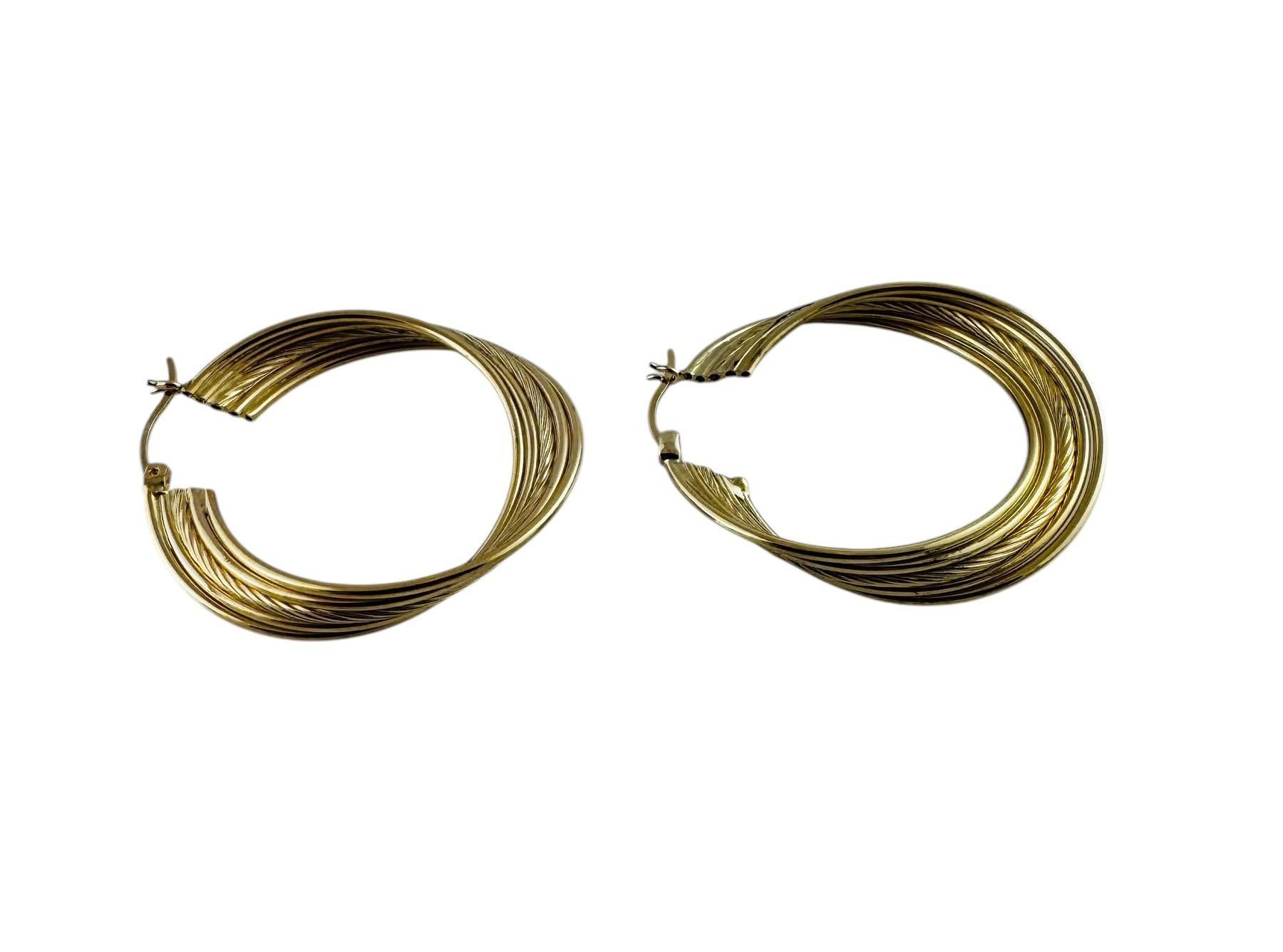 14K Yellow Gold Multi Hoop Large Earrings #20675 In Good Condition For Sale In Washington Depot, CT