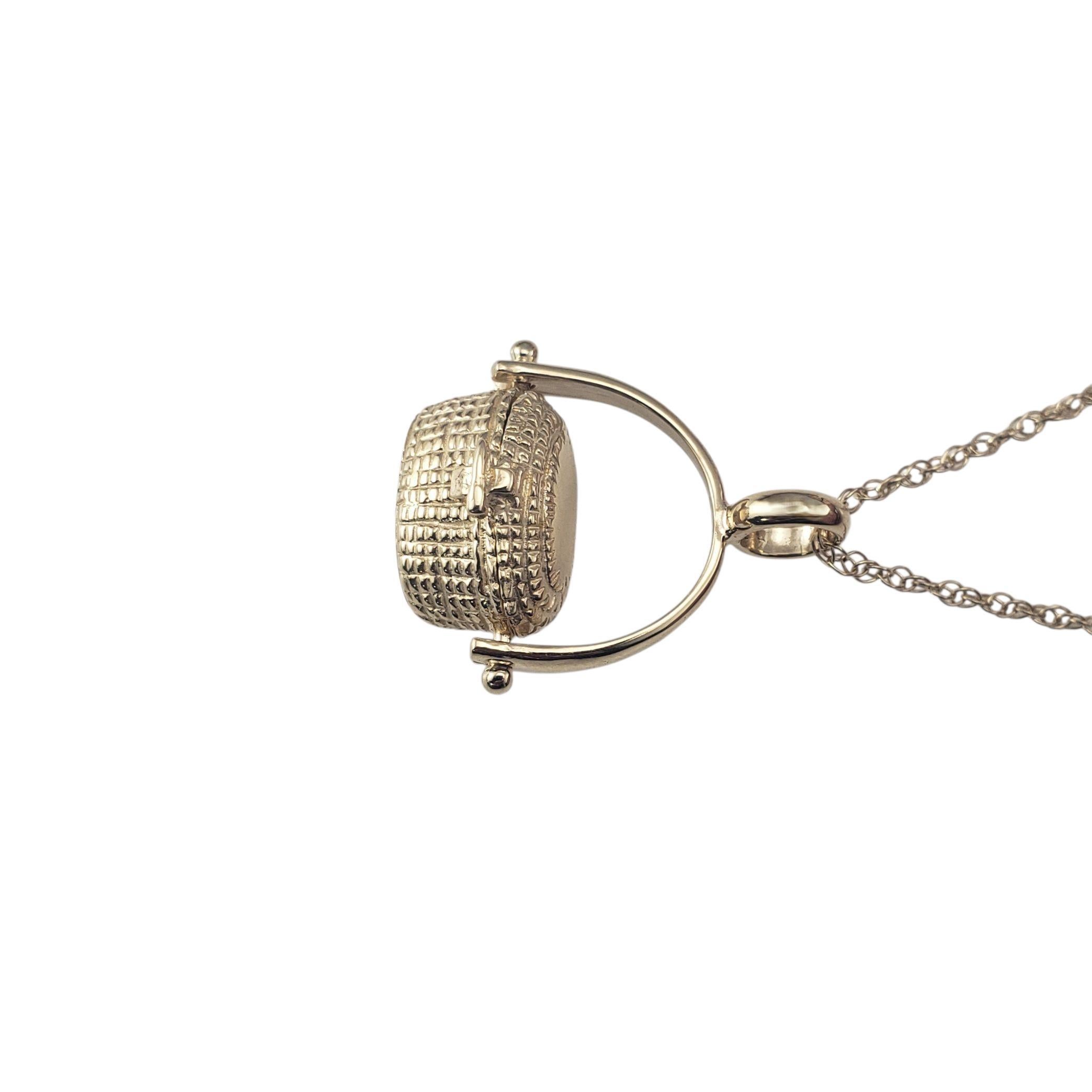 Collier à pendentif panier Nantucket en or jaune 14K #23411 en vente 1