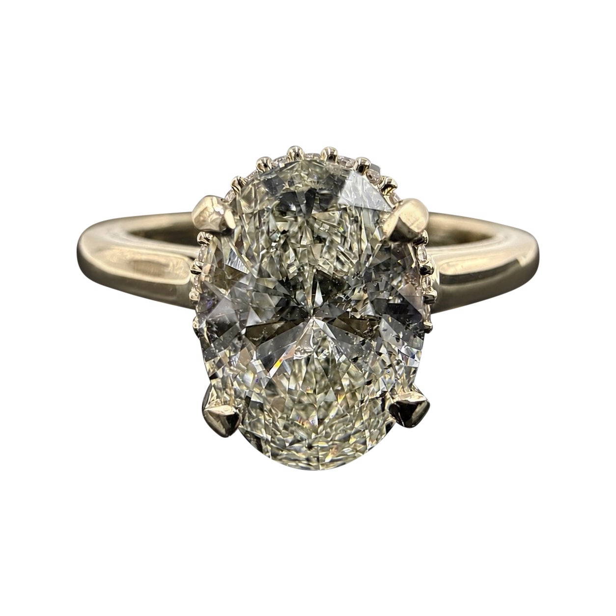Anillo de compromiso de oro amarillo de 14 quilates con diamante natural de talla oval de 1,60 ct certificado por el GIA