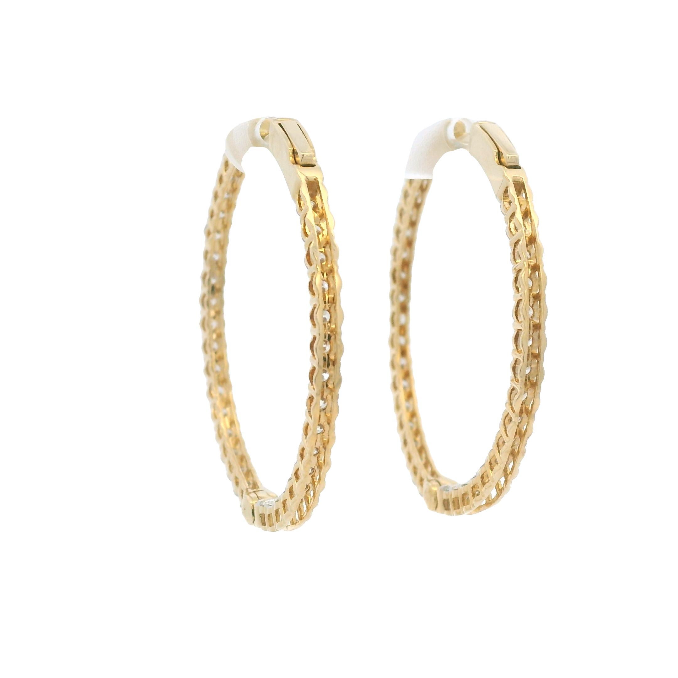 Boucles d'oreilles en or jaune 14k avec diamant naturel de 2,35 carats et de l'intérieur vers l'extérieur en vente 1