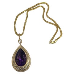 14k Yellow Gold Natural Amethyst Pendant w/ Round Diamonds