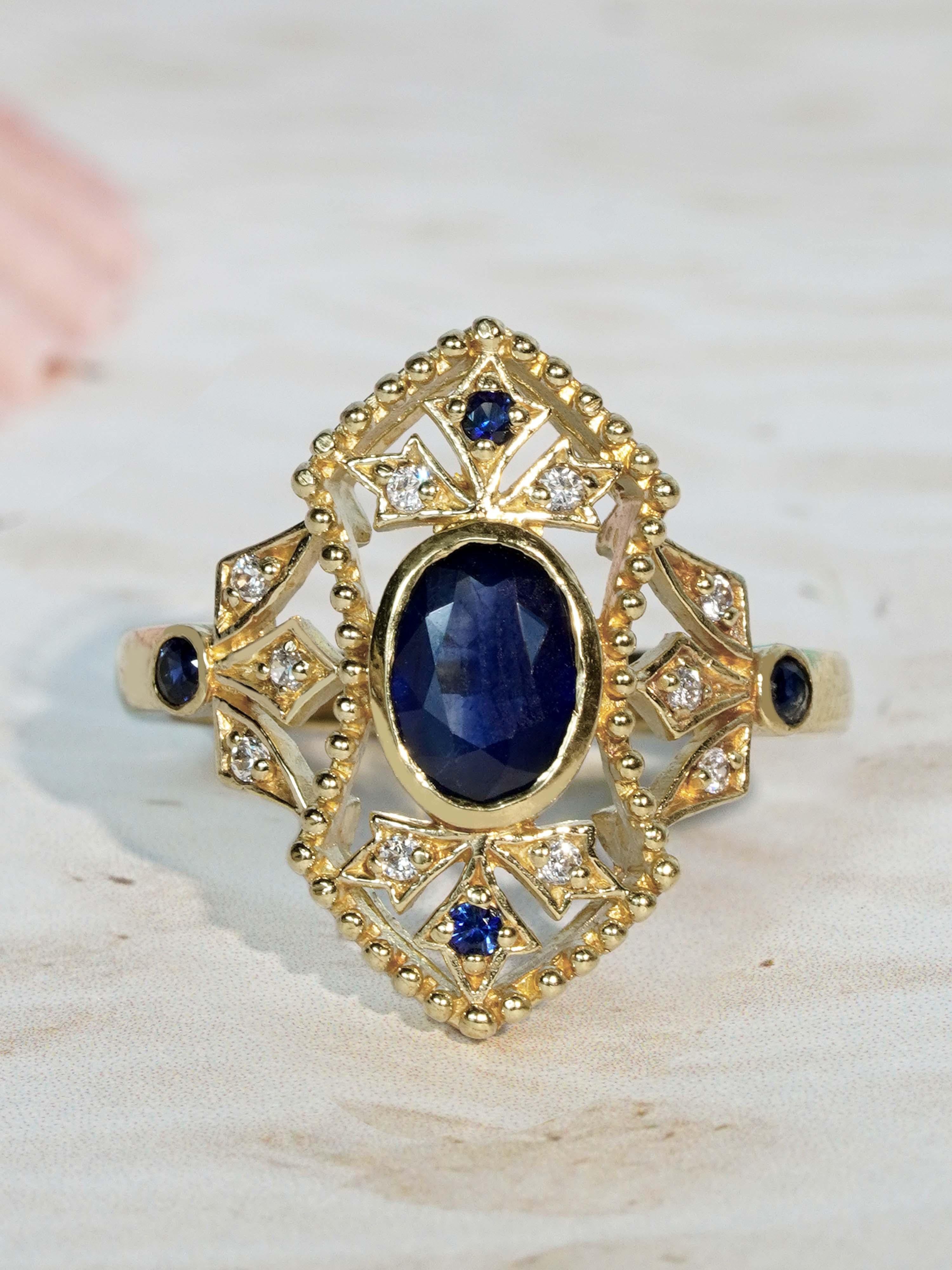 Bague de cocktail en or jaune 14K, saphir bleu naturel et diamant, style vintage en vente 1