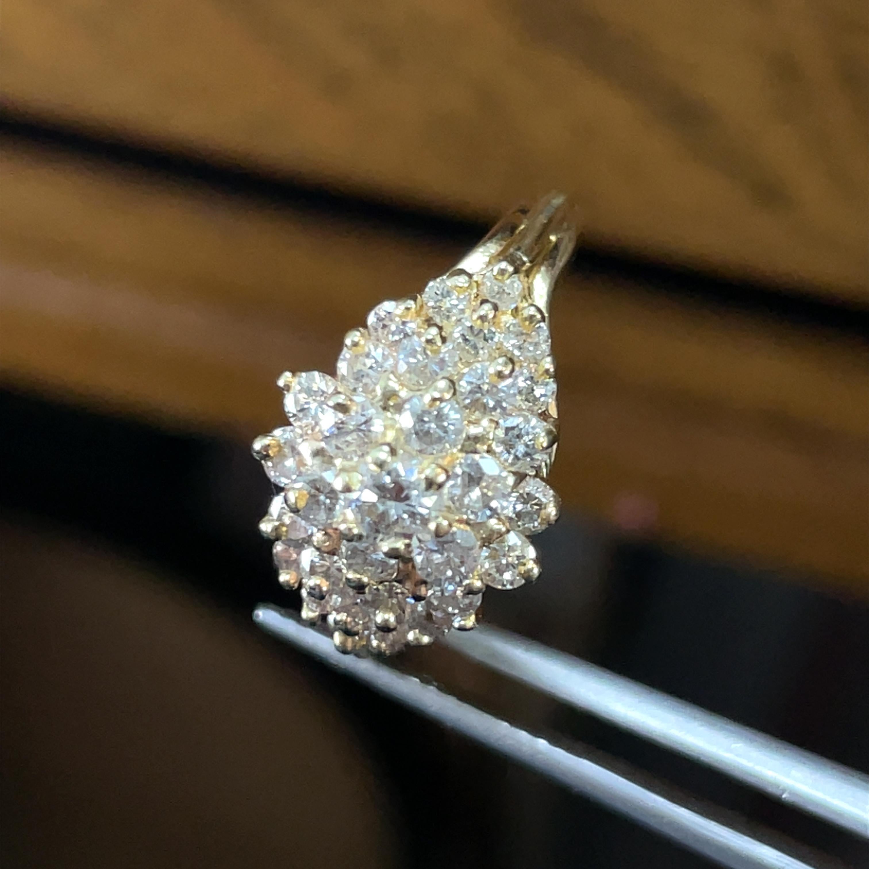 14K Gelbgold Natürlicher Diamant Cluster Ring im Angebot 4