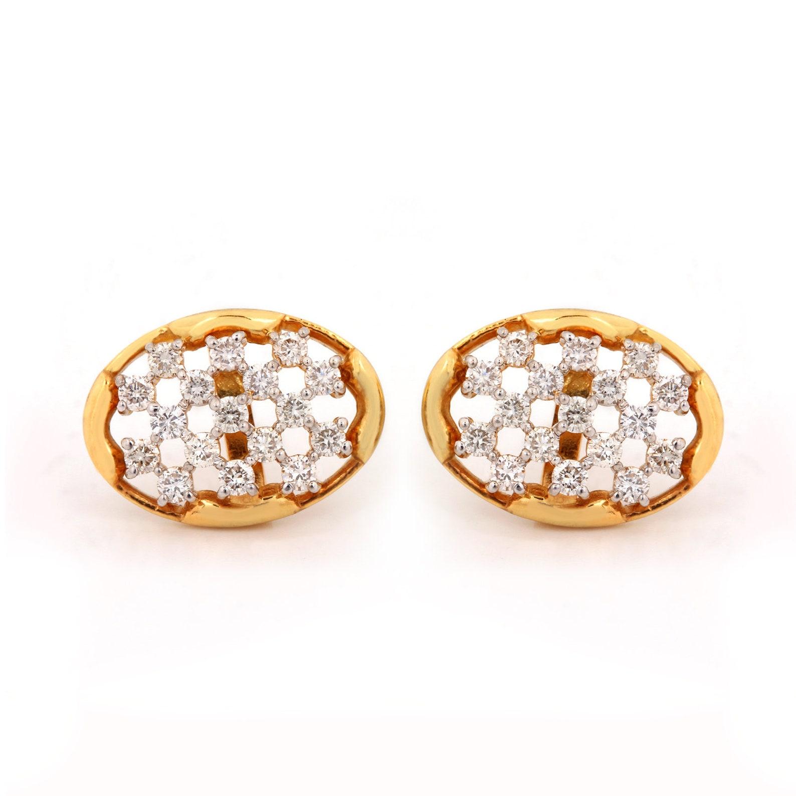 Orecchino elegante con diamante naturale in oro giallo 14k per un regalo di anniversario

Chiusura: a vite

Lunghezza: 15 millimetri

Larghezza: 11 millimetri

Peso dell'oro giallo 14k:- 4,069 grammi

Peso del diamante:- 0,77 Ct.

Dimensioni
