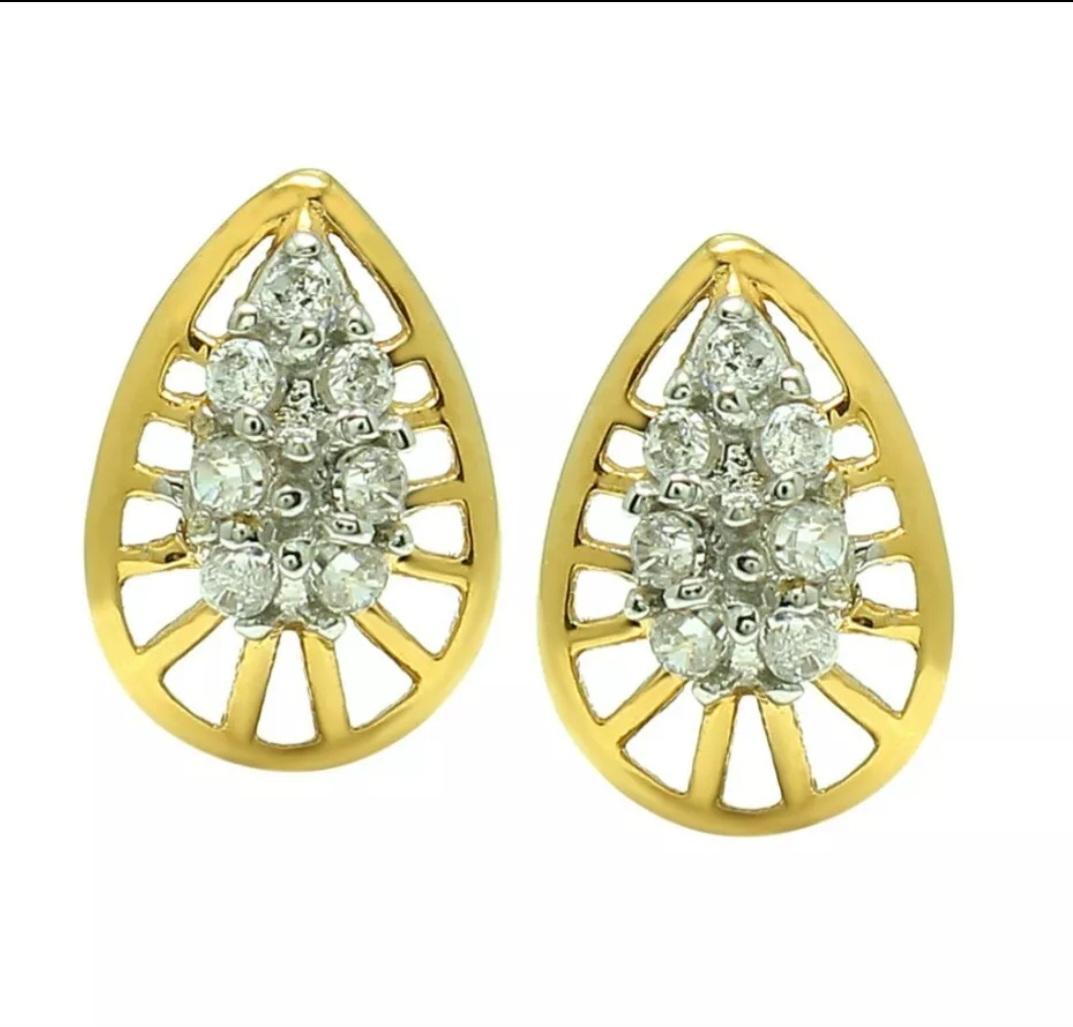 14K Yellow Gold Natural Diamond Leaf Shape Earrings Tiny Cute Diamond Studs Gift

Base Metal
Yellow Gold
Certification
BIS 14K Hallmarked, IGI
Material
14K Yellow Gold, Natural Diamond
Diamond Weight
0.22 Ctw Approx
Gross Weight
1.16 Grams