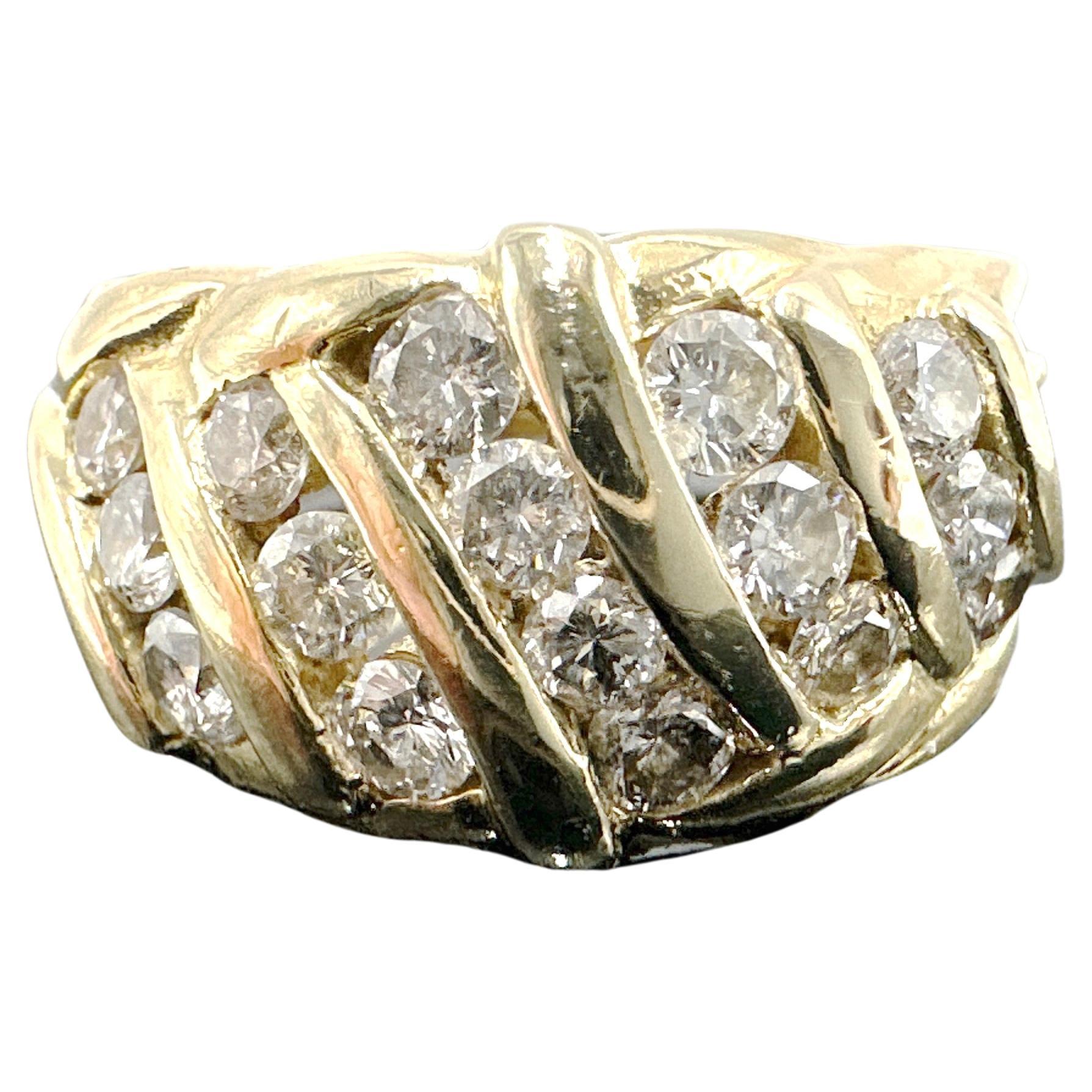 14k Yellow Gold Natural Diamond Ring 0.98TCW For Sale