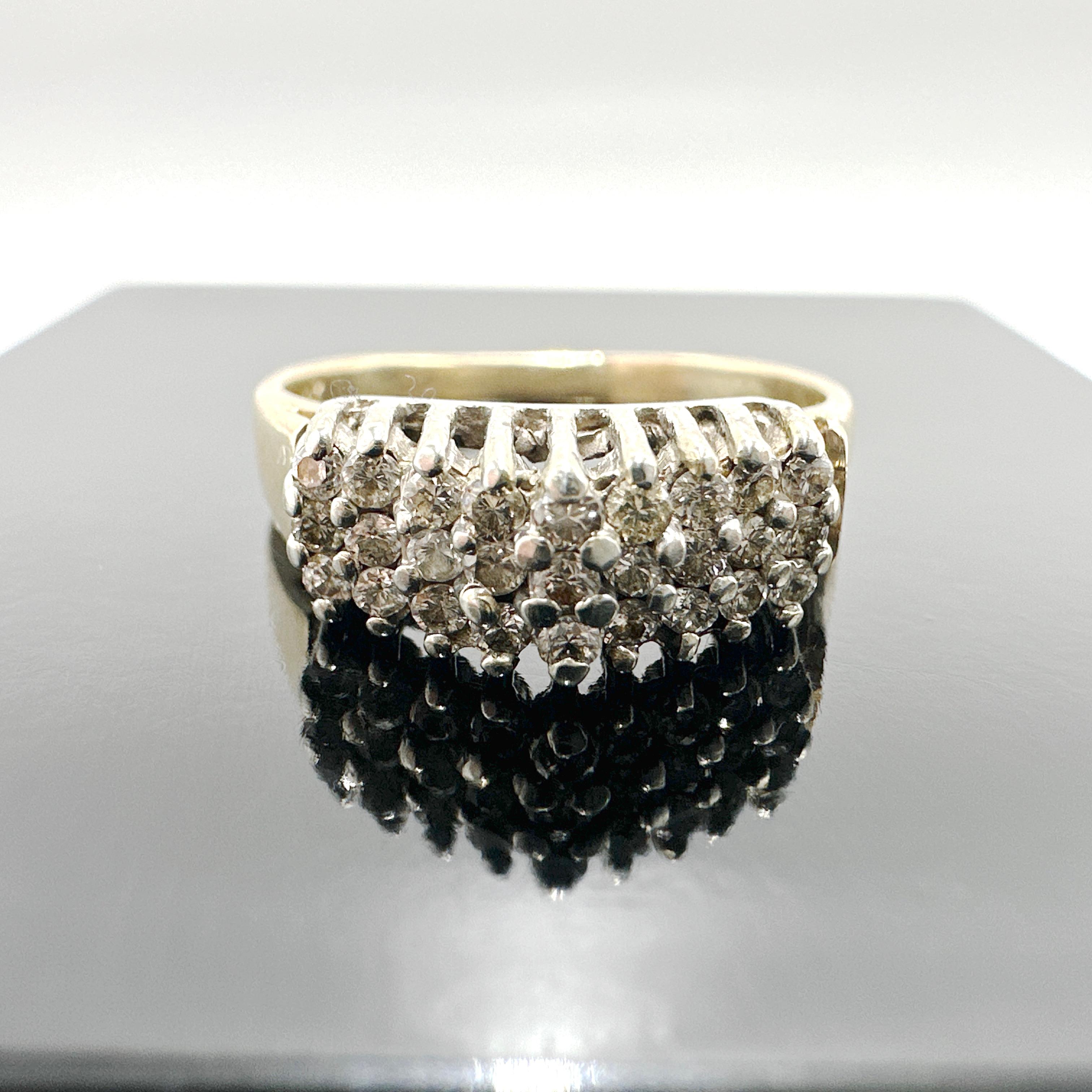 14k Gelbgold Natürlicher Diamant „Stairway to Heaven“ Ring. 0,40TCW 3