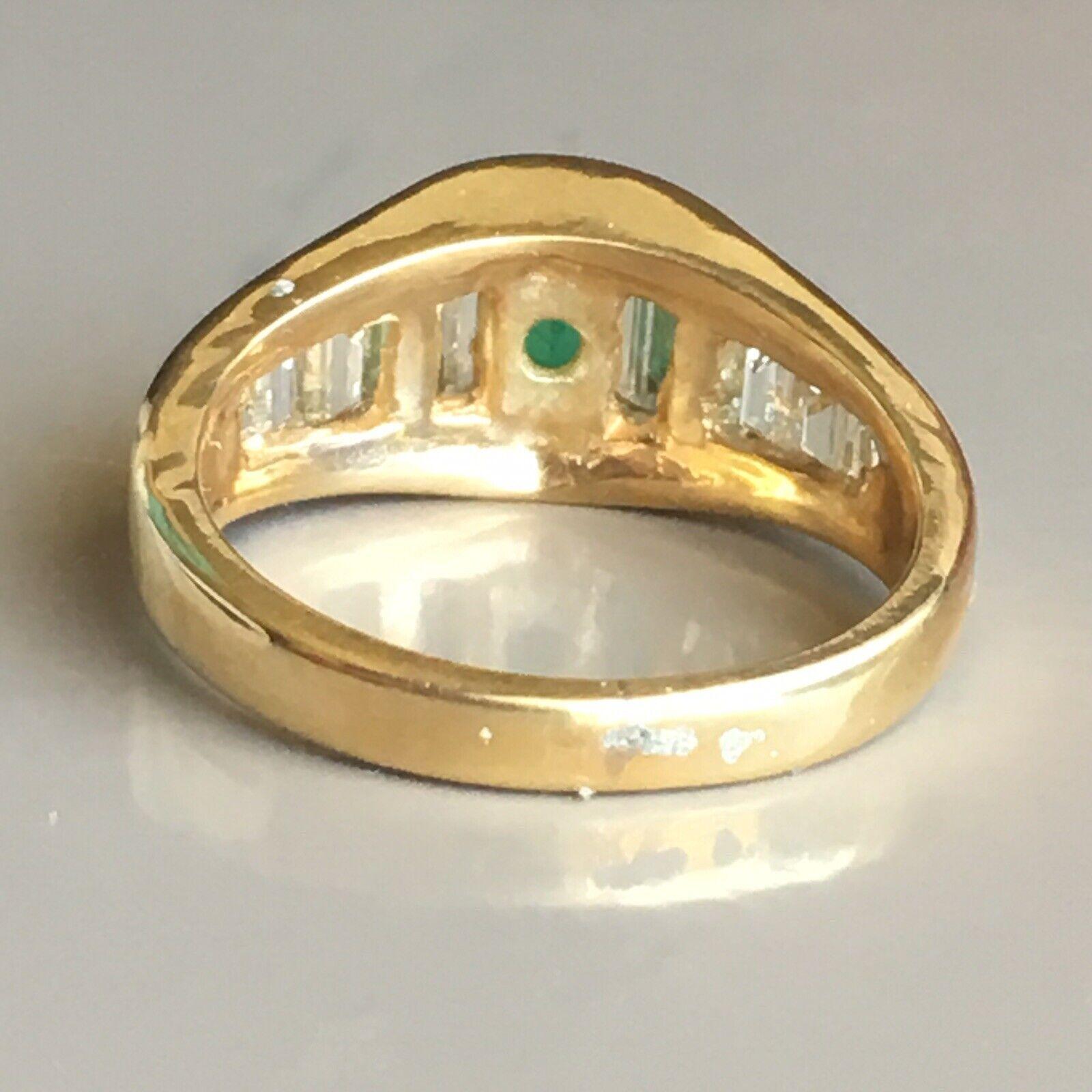 14K Yellow Gold Natural Earth Mined Emerald Baguette Diamond Lady's Band Ring In Good Condition For Sale In Santa Monica, CA