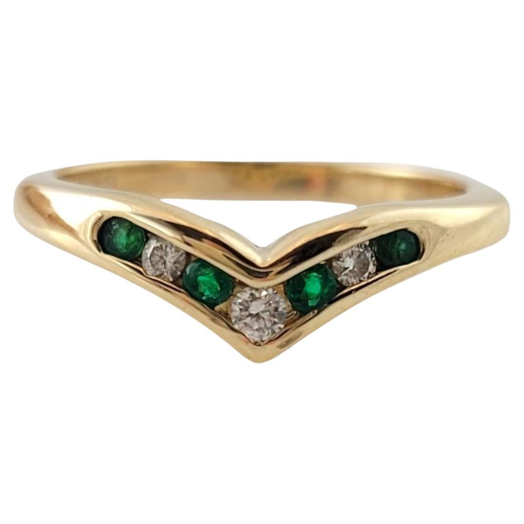 14K Yellow Gold Natural Emerald and Diamond Ring Size 6.25 #16427 For Sale