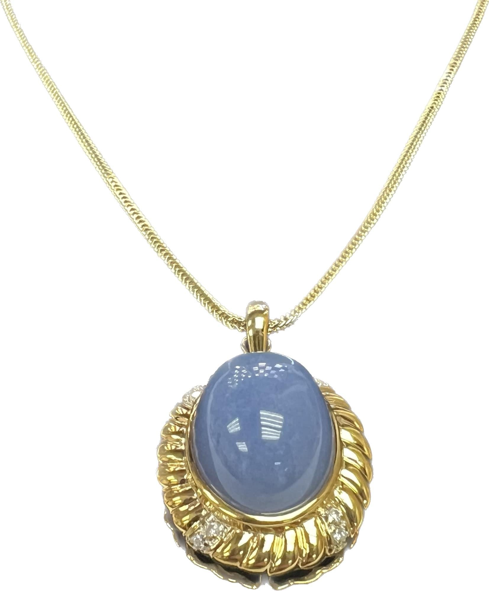 Women's 14k Yellow Gold Natural Lavender Jade Pendant w/ Round Diamonds For Sale