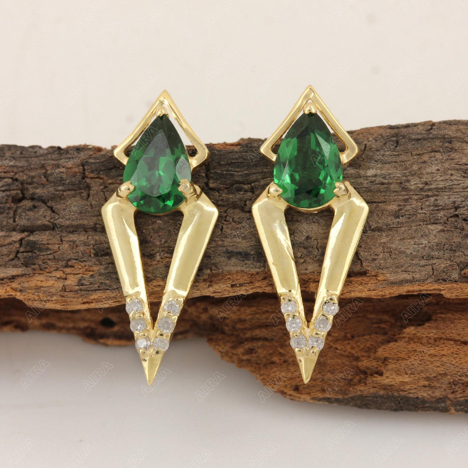 14k Yellow Gold Natural Pave Diamond And Tsavorite Delicate Earrings For Women. For Sale 2