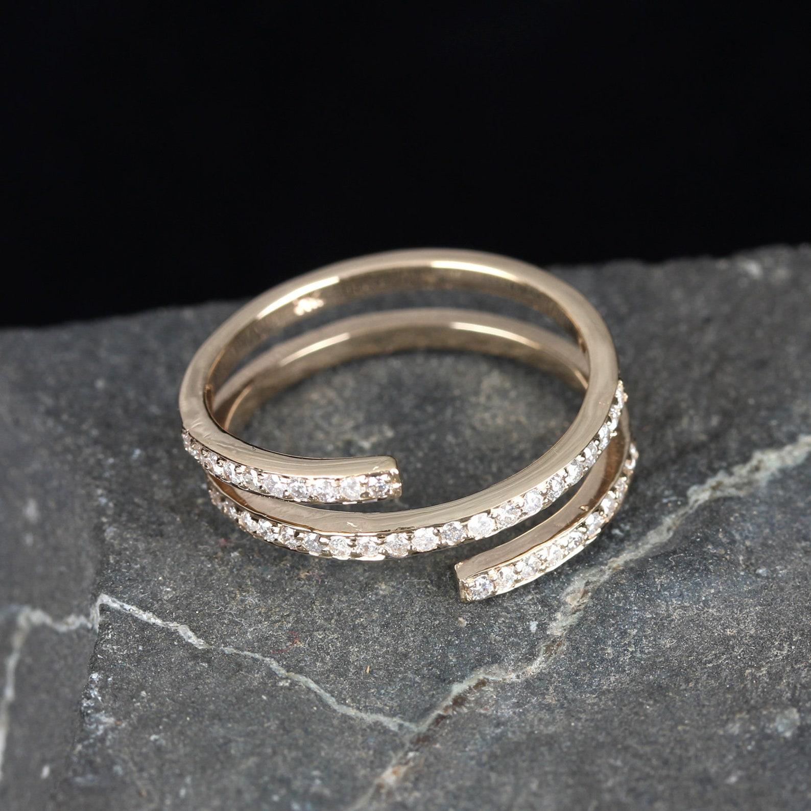 14k Yellow Gold Natural Pave Diamond Ring Unique Spiral Ring For Wedding Gift. For Sale 3